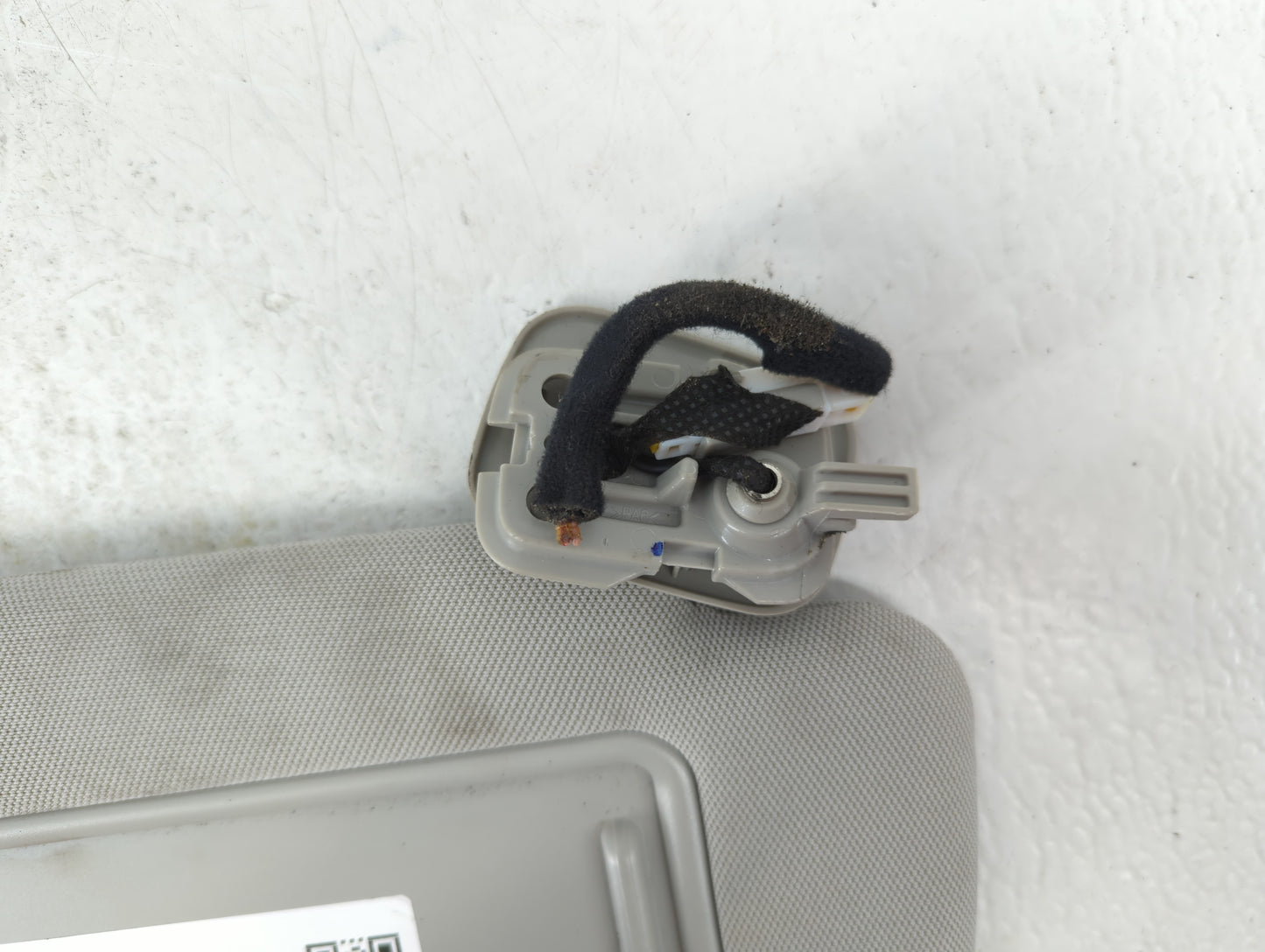 2016-2020 Kia Optima Sun Visor Shade Replacement Passenger Right Mirror Fits Fits 2016 2017 2018 2019 2020 OEM Used Auto Par
