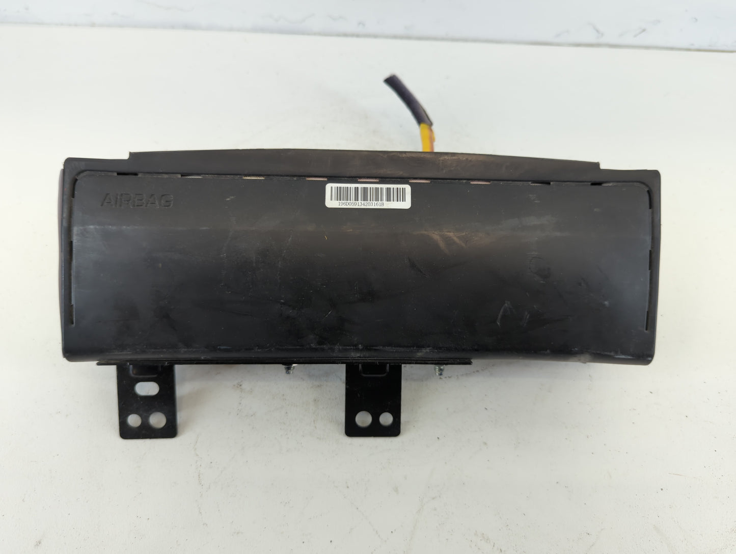 2019-2020 Kia Optima Air Bag Driver Left Steering Wheel Mounted P/N:5670D5000WK Fits Fits 2019 2020 OEM Used Auto Parts - Oe