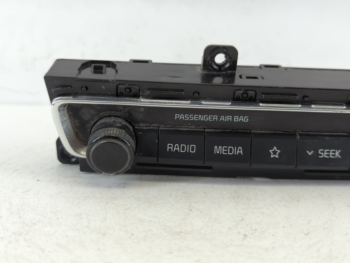 2016-2020 Kia Optima Am Fm Cd Player Radio Receiver - Oemusedautoparts1.com