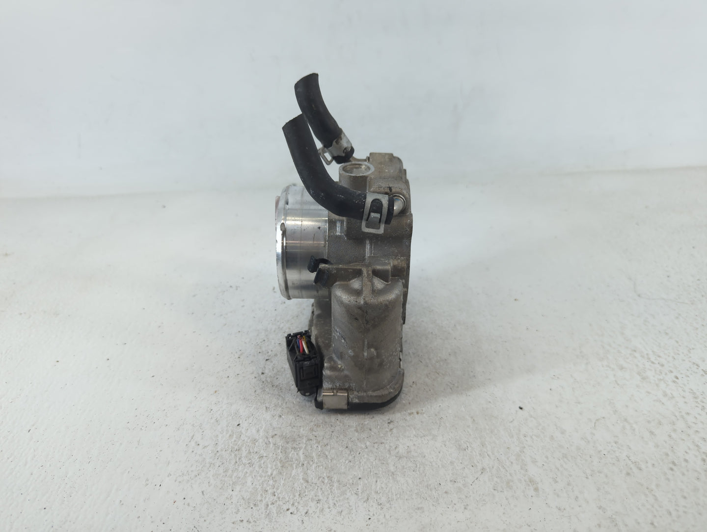 2016-2020 Kia Optima Throttle Body P/N:35100-2G600 Fits Fits 2015 2016 2017 2018 2019 2020 2021 OEM Used Auto Parts - Oemuse