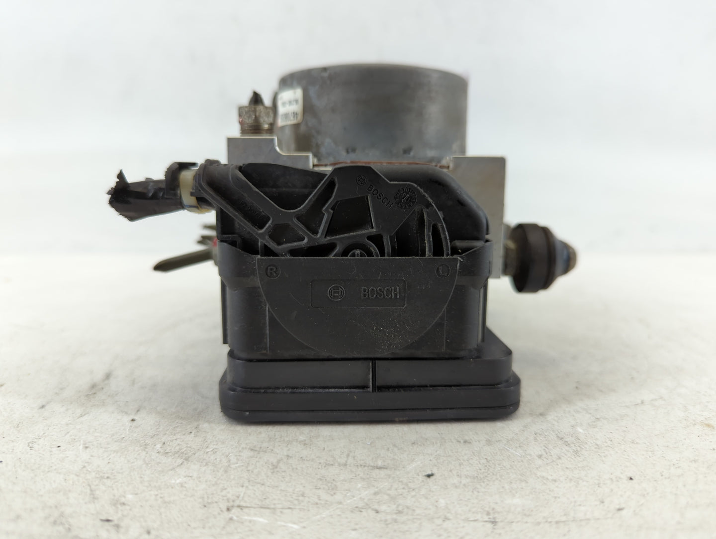 2019-2020 Kia Optima ABS Pump Control Module Replacement P/N:ESC EC08 C12 4670B262 Fits Fits 2019 2020 OEM Used Auto Parts -