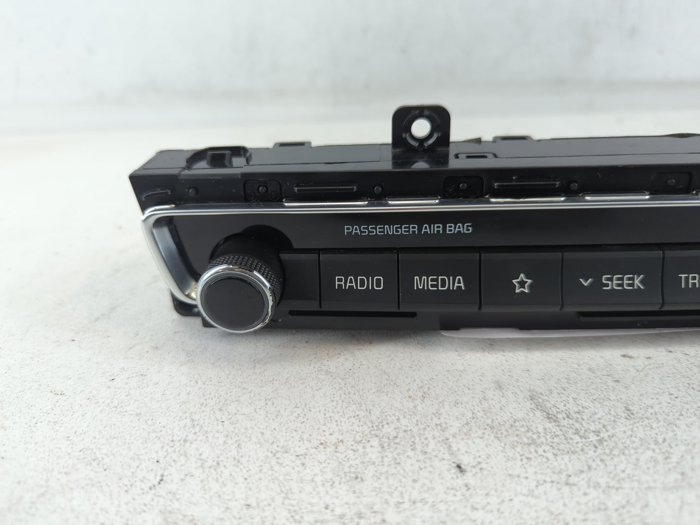 2019-2020 Kia Optima Am Fm Cd Player Radio Receiver - Oemusedautoparts1.com