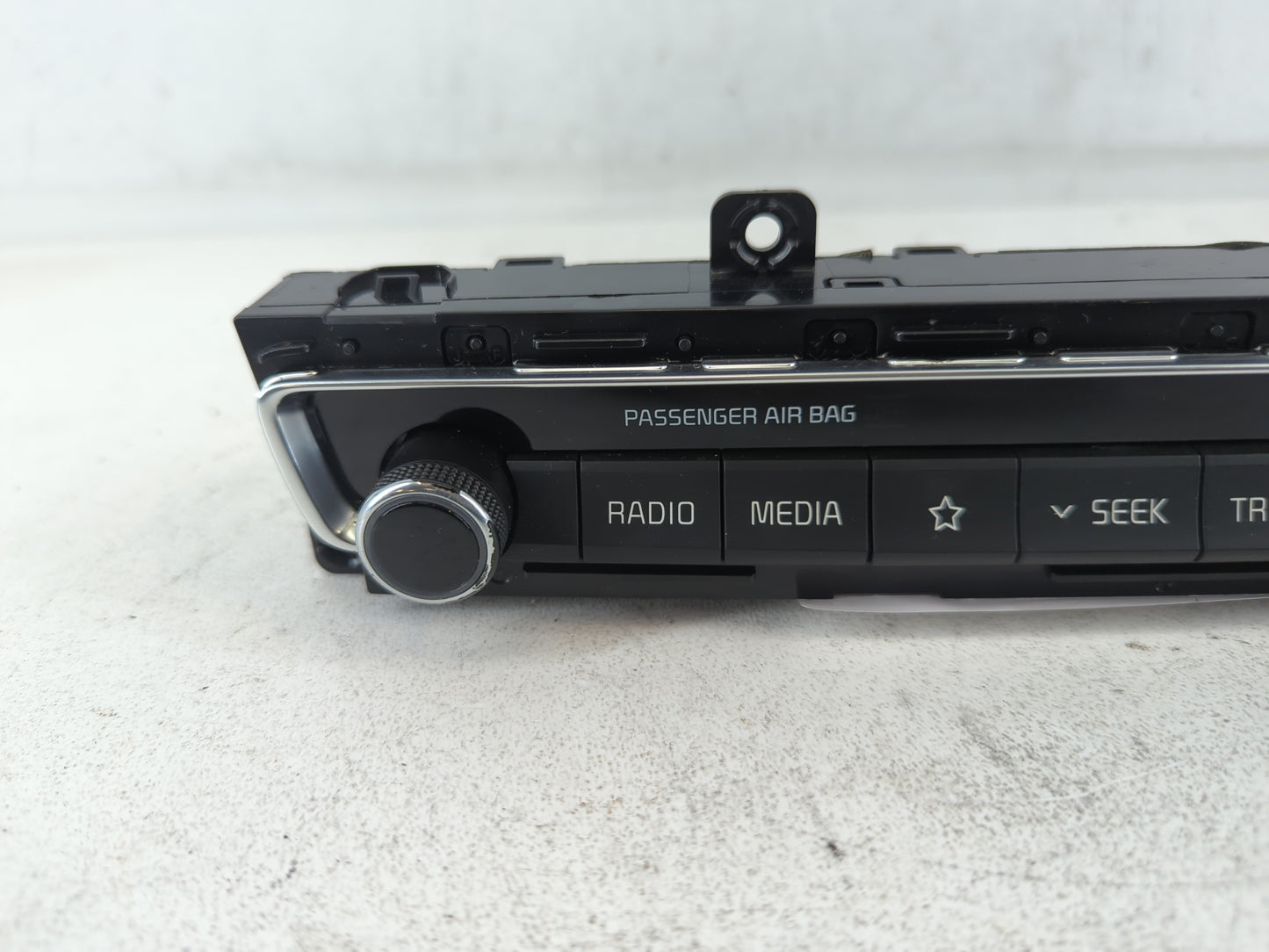 2019-2020 Kia Optima Am Fm Cd Player Radio Receiver - Oemusedautoparts1.com