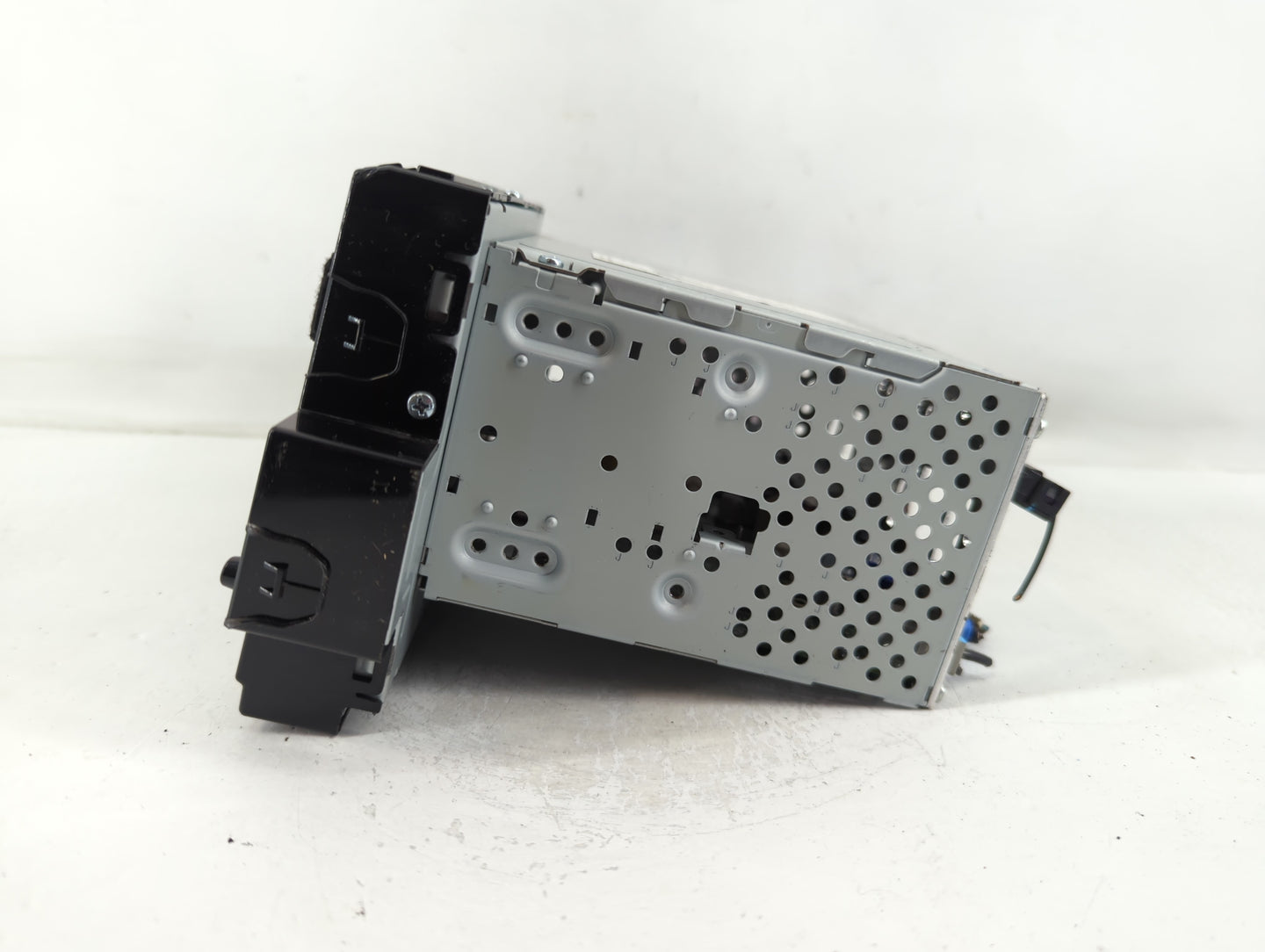 2019-2020 Kia Optima Am Fm Cd Player Radio Receiver - Oemusedautoparts1.com