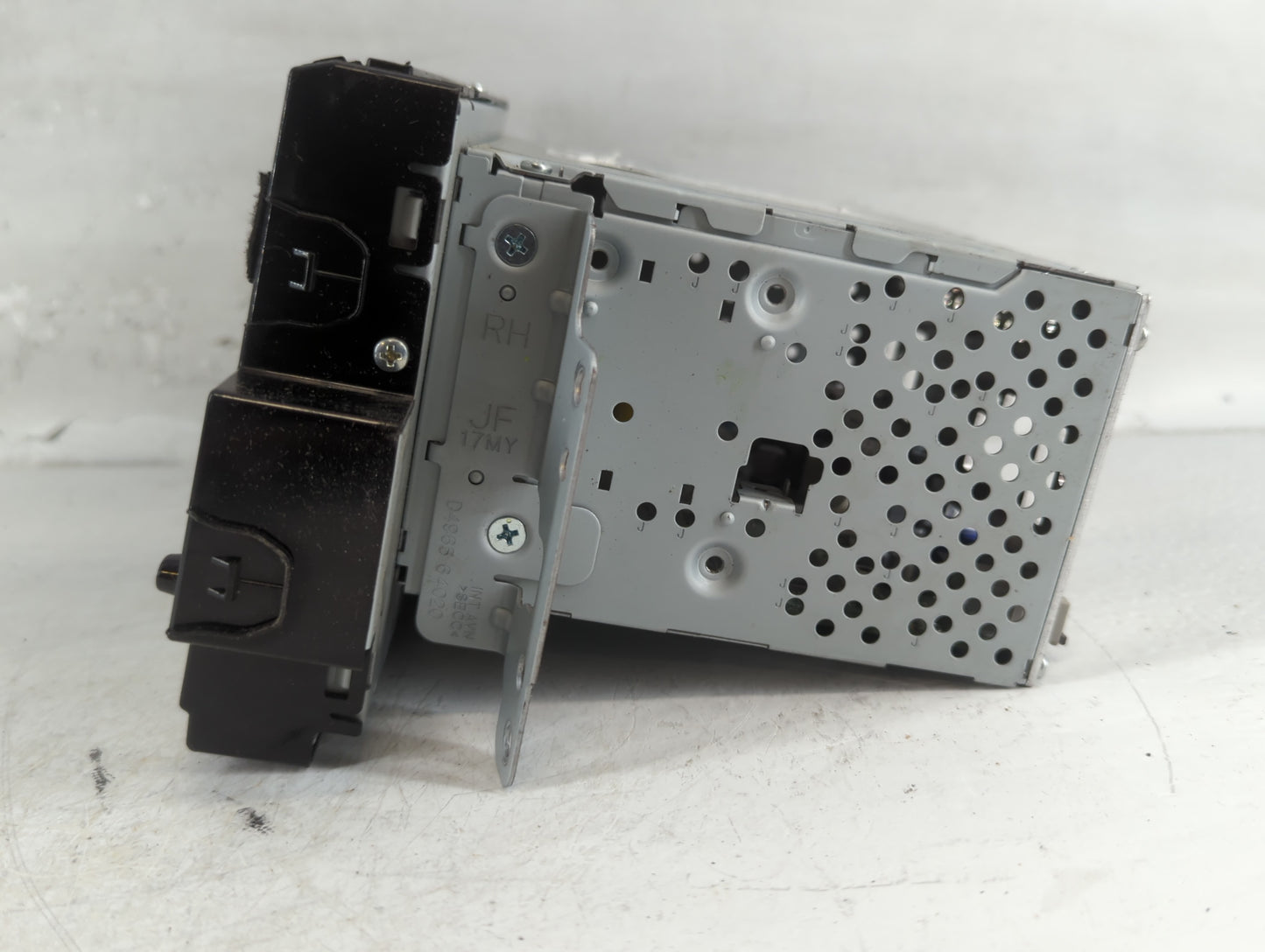 2019-2020 Kia Optima Radio AM FM Cd Player Receiver Replacement P/N:96160D5700WK Fits Fits 2019 2020 OEM Used Auto Parts - O