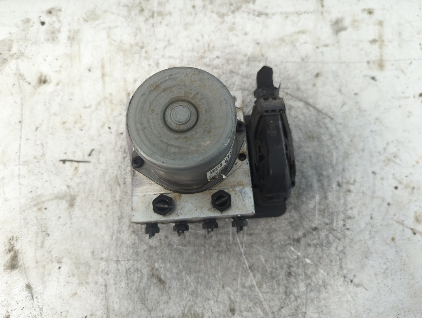 2019-2020 Kia Optima ABS Pump Control Module Replacement P/N:61589-43100 Fits Fits 2019 2020 OEM Used Auto Parts - Oemusedau