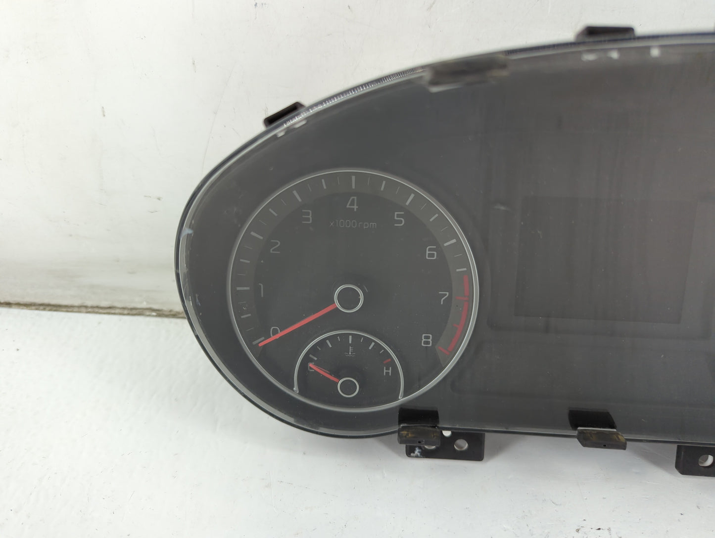 2019-2020 Kia Optima Instrument Cluster Speedometer Gauges P/N:94021-D5030 Fits Fits 2019 2020 OEM Used Auto Parts - Oemused