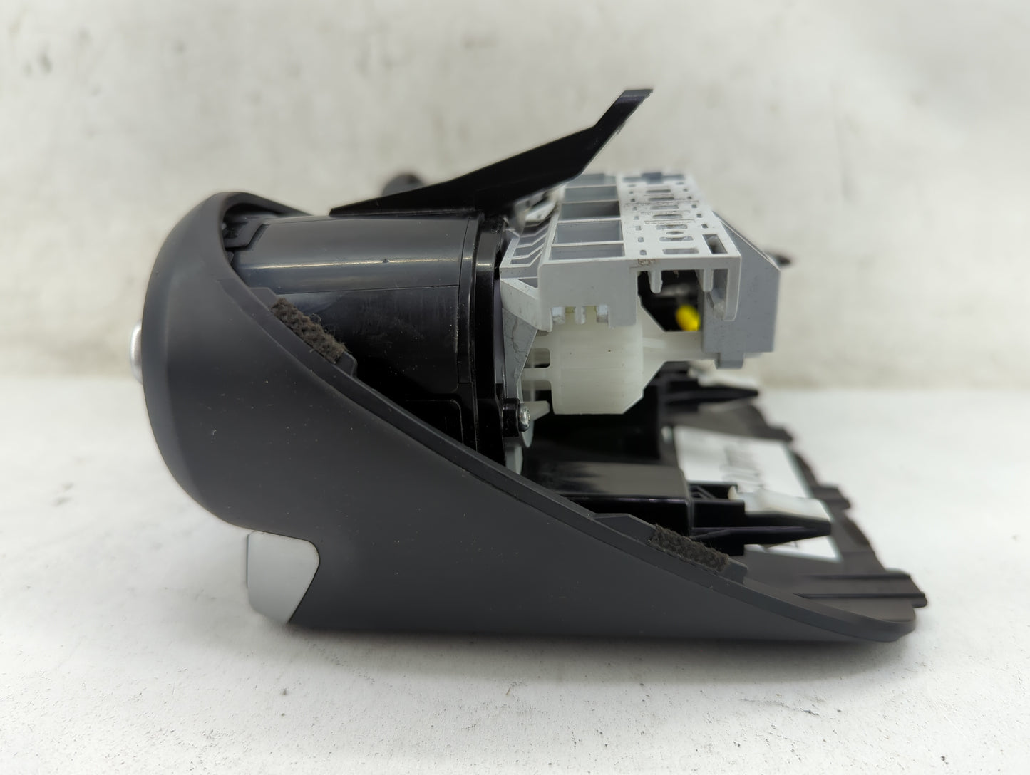 2020 Kia Rio Climate Control Module Temperature AC/Heater Replacement P/N:97250H9080 Fits OEM Used Auto Parts - Oemusedautop