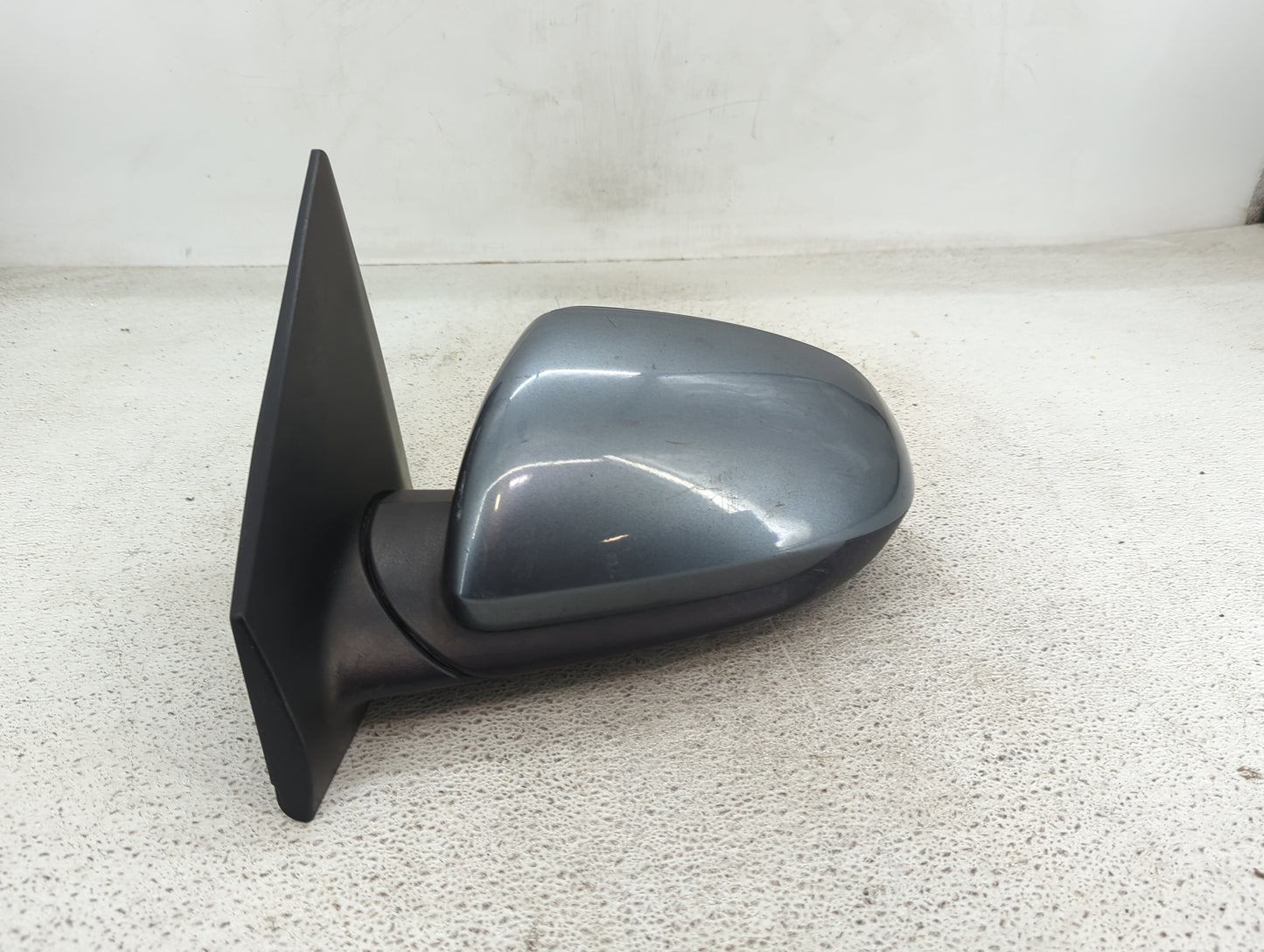 2018-2020 Kia Rio Driver Side View Mirror - Left Door Mirror OEM Used - Oemusedautoparts1.com