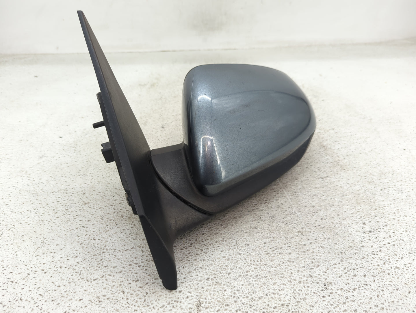 2018-2020 Kia Rio Driver Side View Mirror - Left Door Mirror OEM Used - Oemusedautoparts1.com