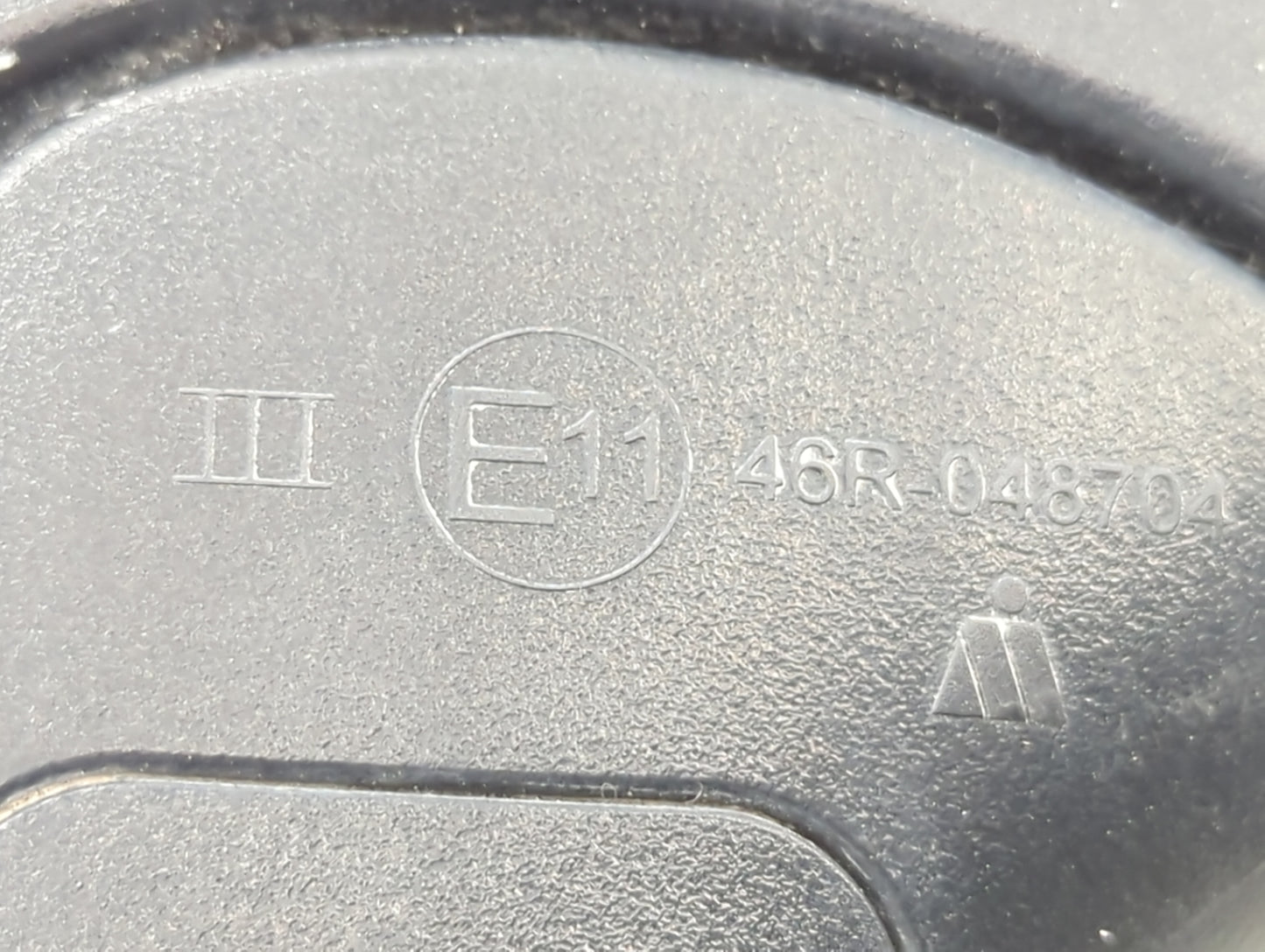 2018-2020 Kia Rio Driver Side View Mirror - Left Door Mirror OEM Used - Oemusedautoparts1.com
