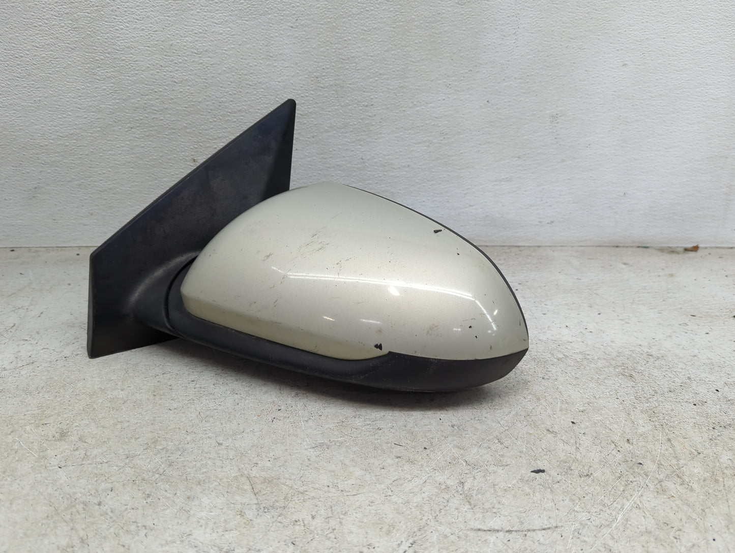 2018-2020 Kia Rio Driver Side View Mirror - Left Door Mirror OEM Used - Oemusedautoparts1.com