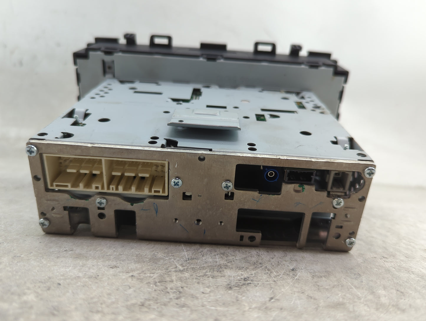 2019-2020 Kia Rio Radio AM FM Cd Player Receiver Replacement P/N:96160H9700FHV Fits Fits 2019 2020 OEM Used Auto Parts - Oem