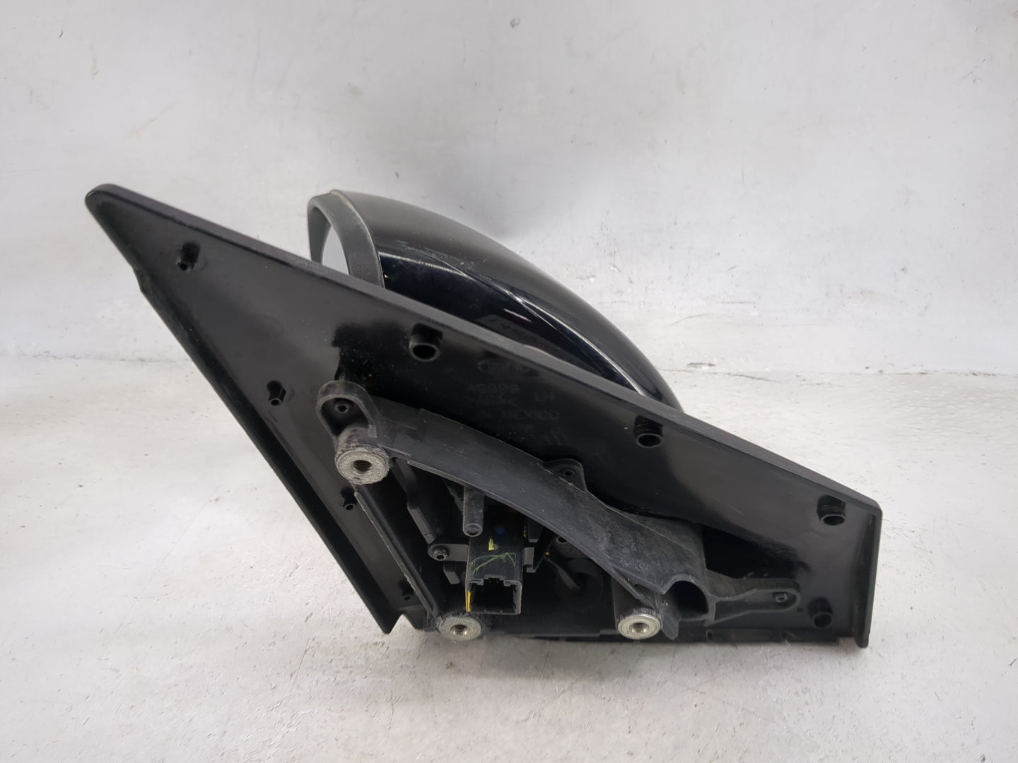 2018-2020 Kia Rio Driver Side View Mirror - Left Door Mirror OEM Used - Oemusedautoparts1.com