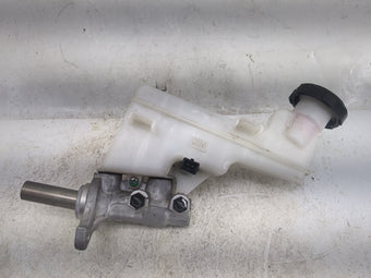 compare product 2020-2020 Kia Rio Brake Master Cylinder 1497497
