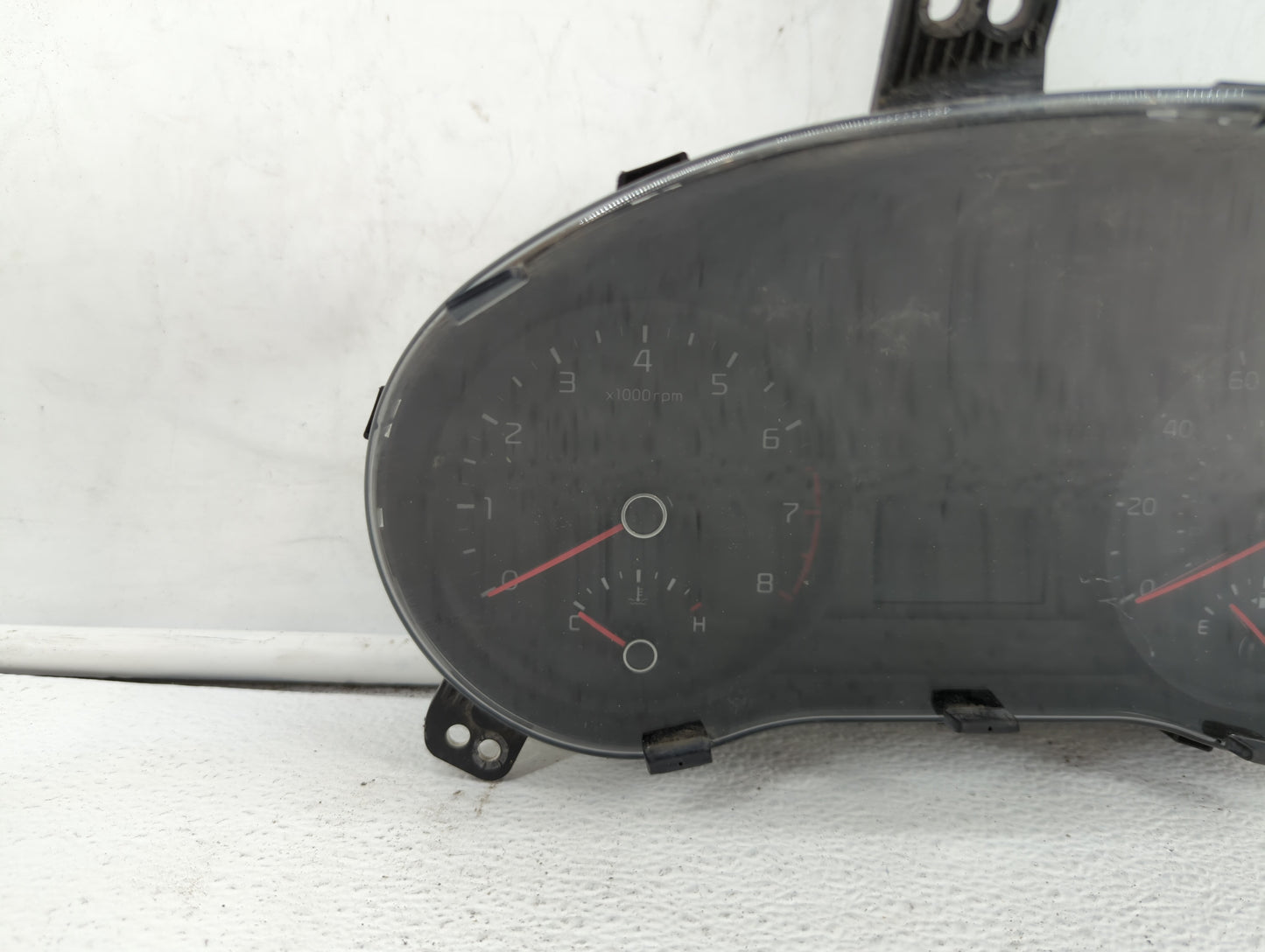2019-2020 Kia Rio Instrument Cluster Speedometer Gauges P/N:94001-H9220 Fits Fits 2019 2020 OEM Used Auto Parts - Oemusedaut