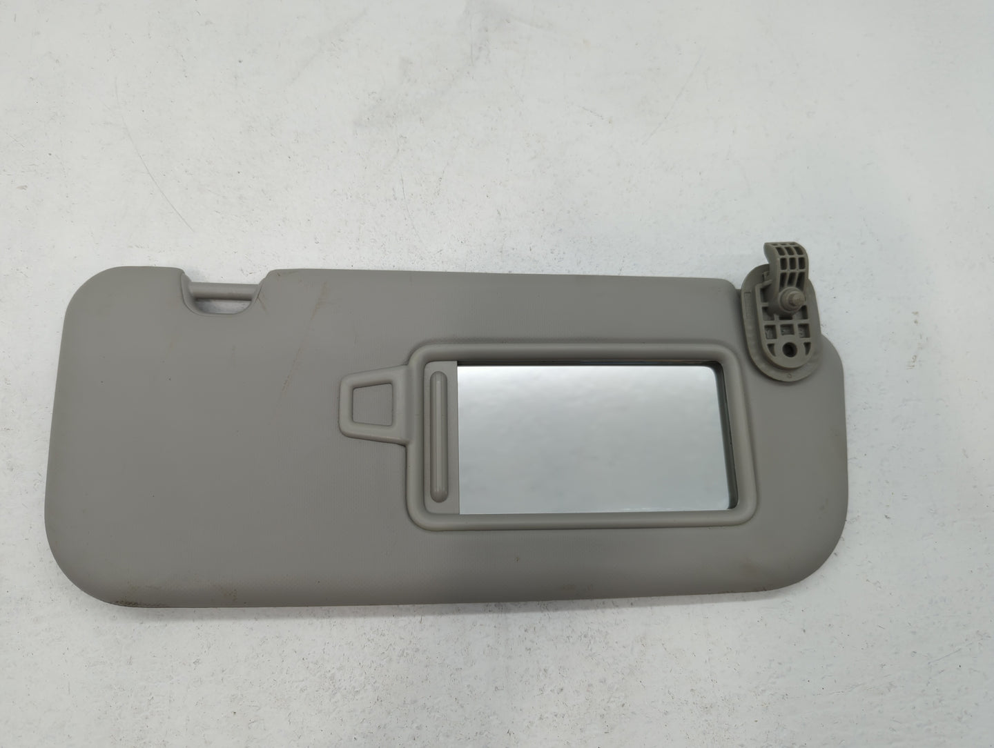 2018-2020 Kia Rio Sun Visor Shade Replacement Passenger Right Mirror Fits Fits 2018 2019 2020 2021 2022 OEM Used Auto Parts 