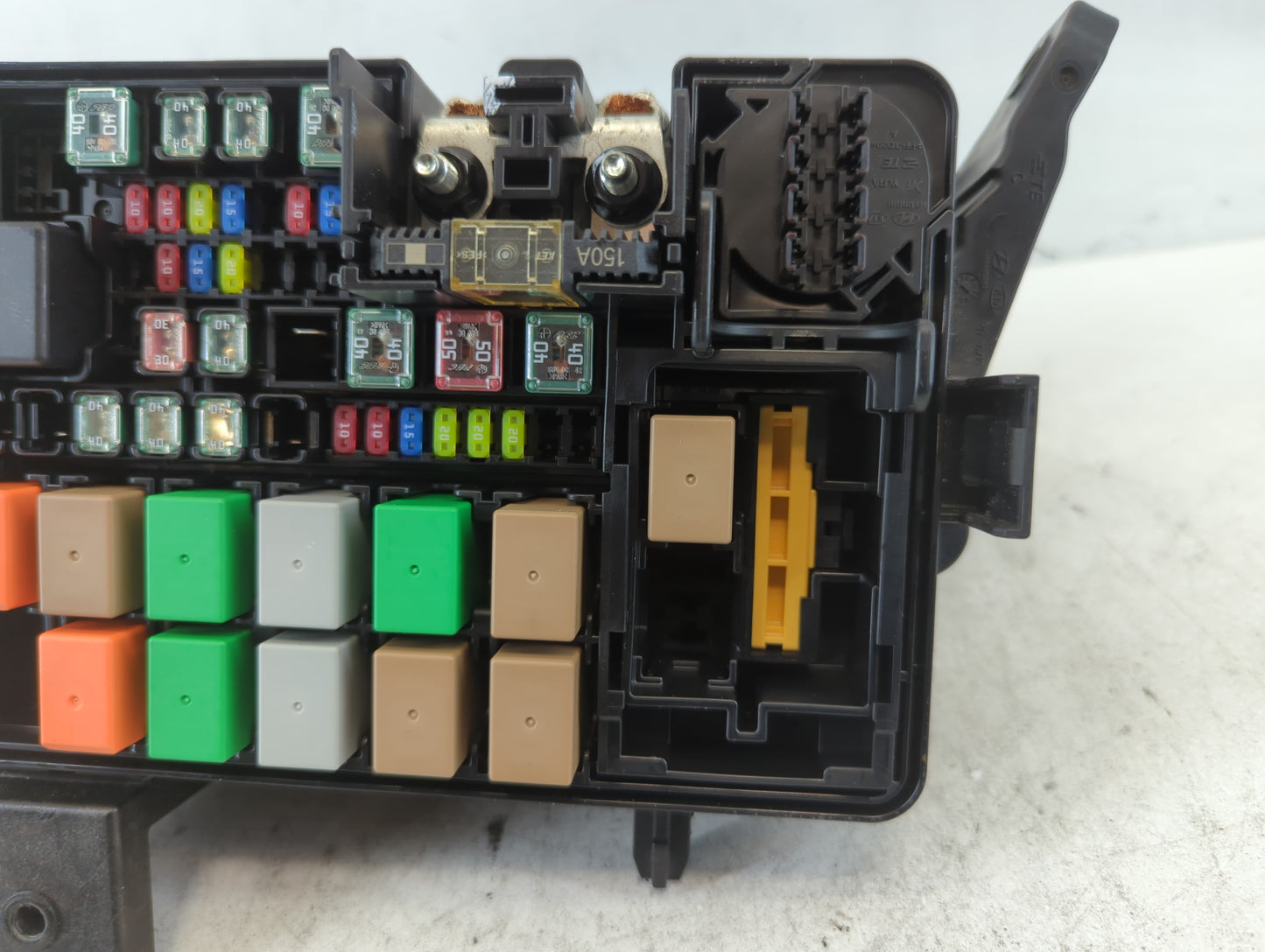 2020 Kia Rio Fusebox Fuse Box Panel Relay Module P/N:91295-H9780 Fits OEM Used Auto Parts - Oemusedautoparts1.com