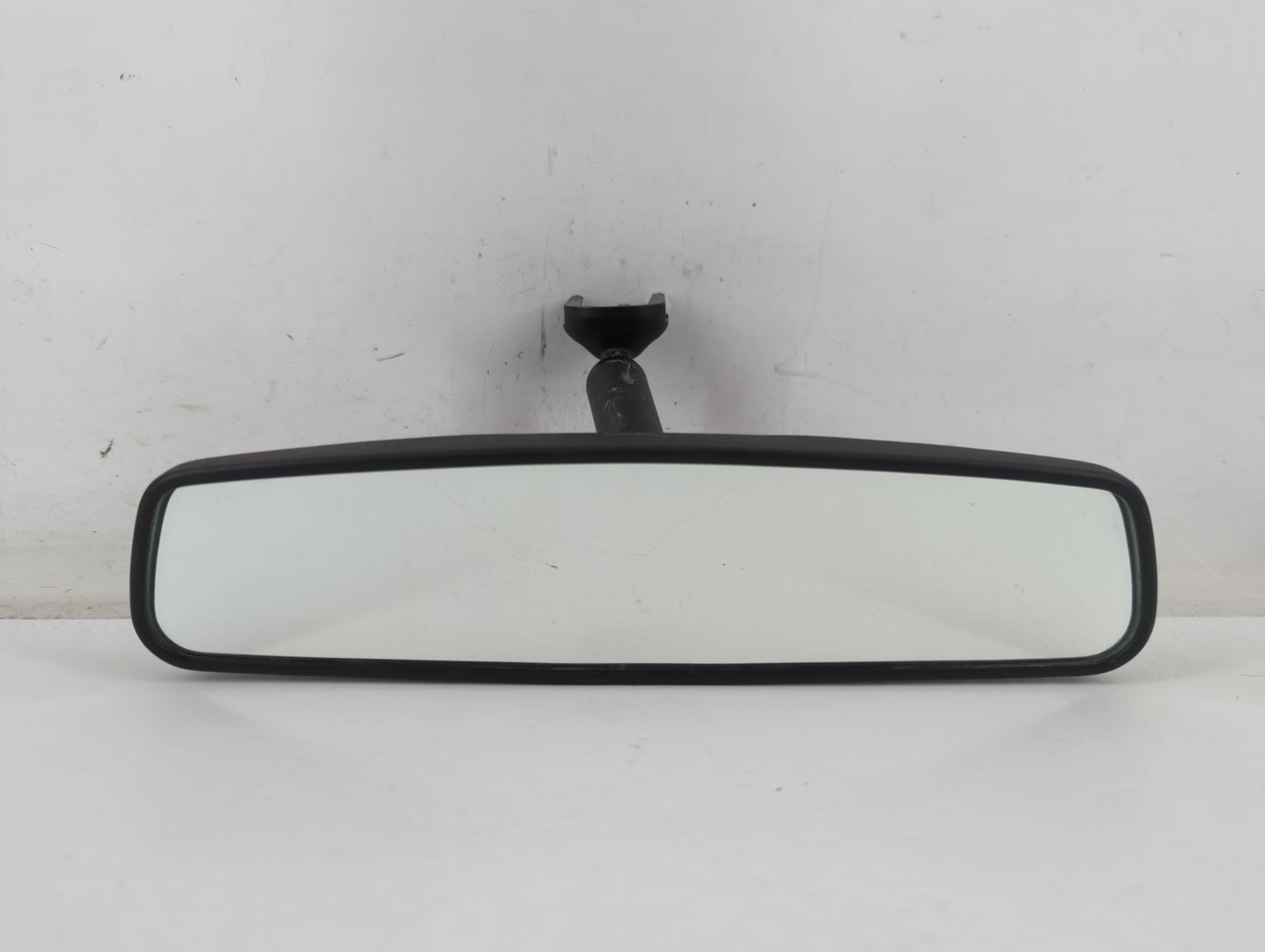 2018-2020 Kia Rio Interior Rear View Mirror Replacement OEM P/N:E8011083 Fits OEM Used Auto Parts - Oemusedautoparts1.com