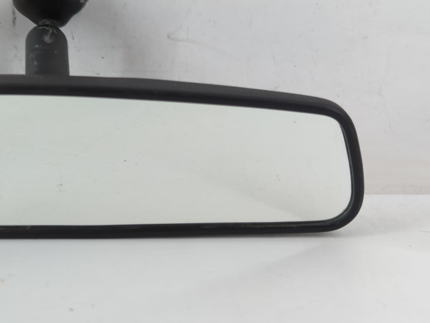 2018-2020 Kia Rio Interior Rear View Mirror Replacement OEM P/N:E8011083 Fits OEM Used Auto Parts - Oemusedautoparts1.com