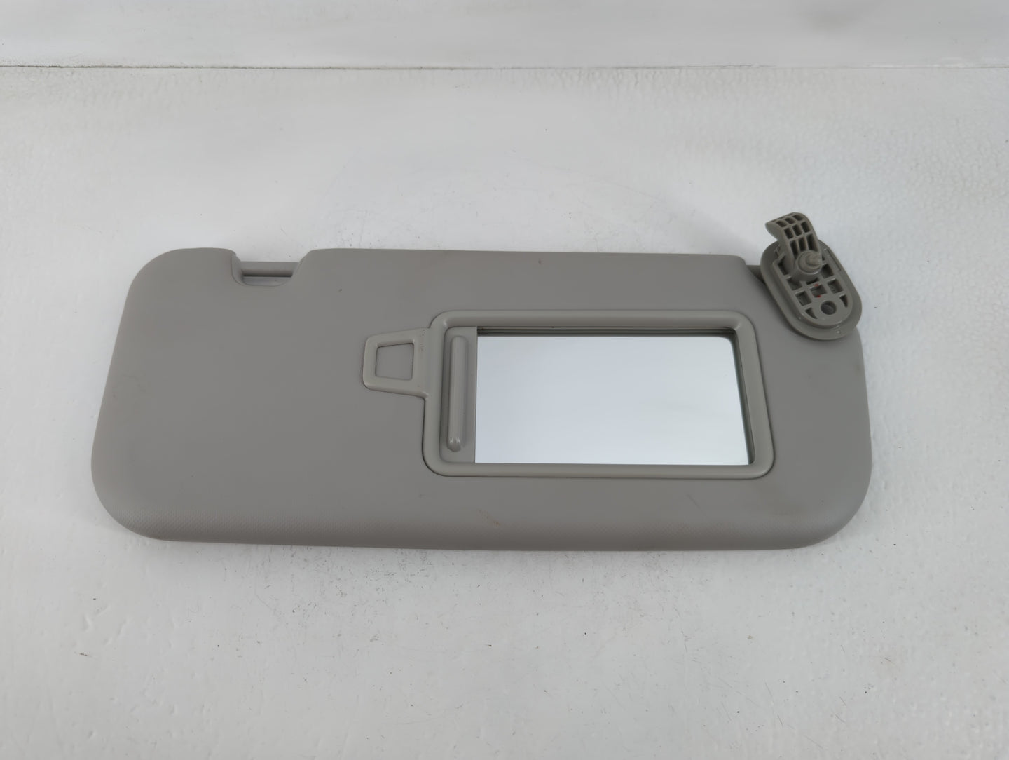 2018-2020 Kia Rio Sun Visor Shade Replacement Passenger Right Mirror Fits Fits 2018 2019 2020 2021 2022 OEM Used Auto Parts 