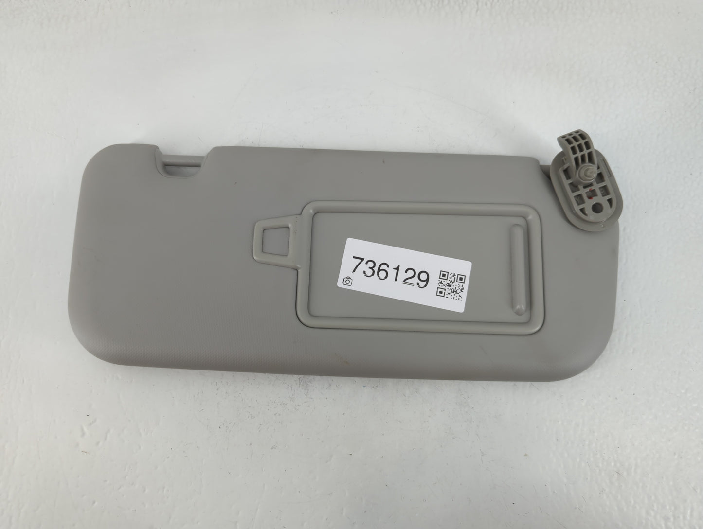 2018-2020 Kia Rio Sun Visor Shade Replacement Passenger Right Mirror Fits Fits 2018 2019 2020 2021 2022 OEM Used Auto Parts 