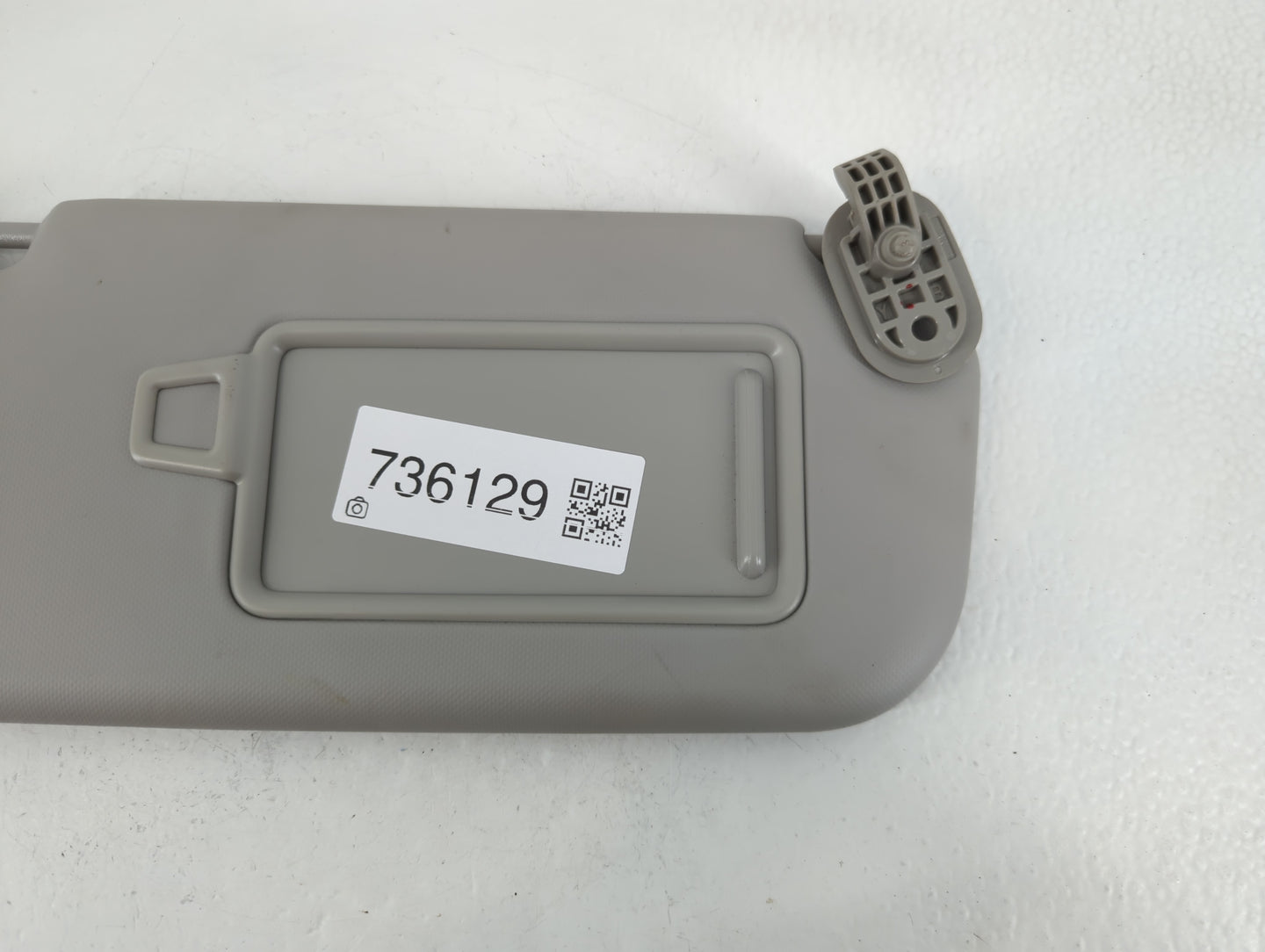 2018-2020 Kia Rio Sun Visor Shade Replacement Passenger Right Mirror Fits Fits 2018 2019 2020 2021 2022 OEM Used Auto Parts 