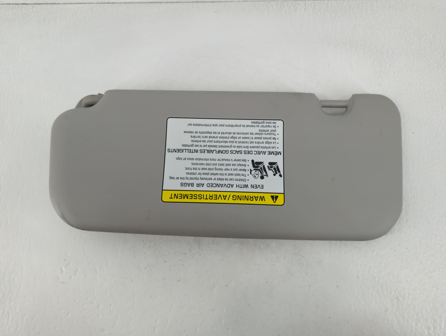2018-2020 Kia Rio Sun Visor Shade Replacement Passenger Right Mirror Fits Fits 2018 2019 2020 2021 2022 OEM Used Auto Parts 