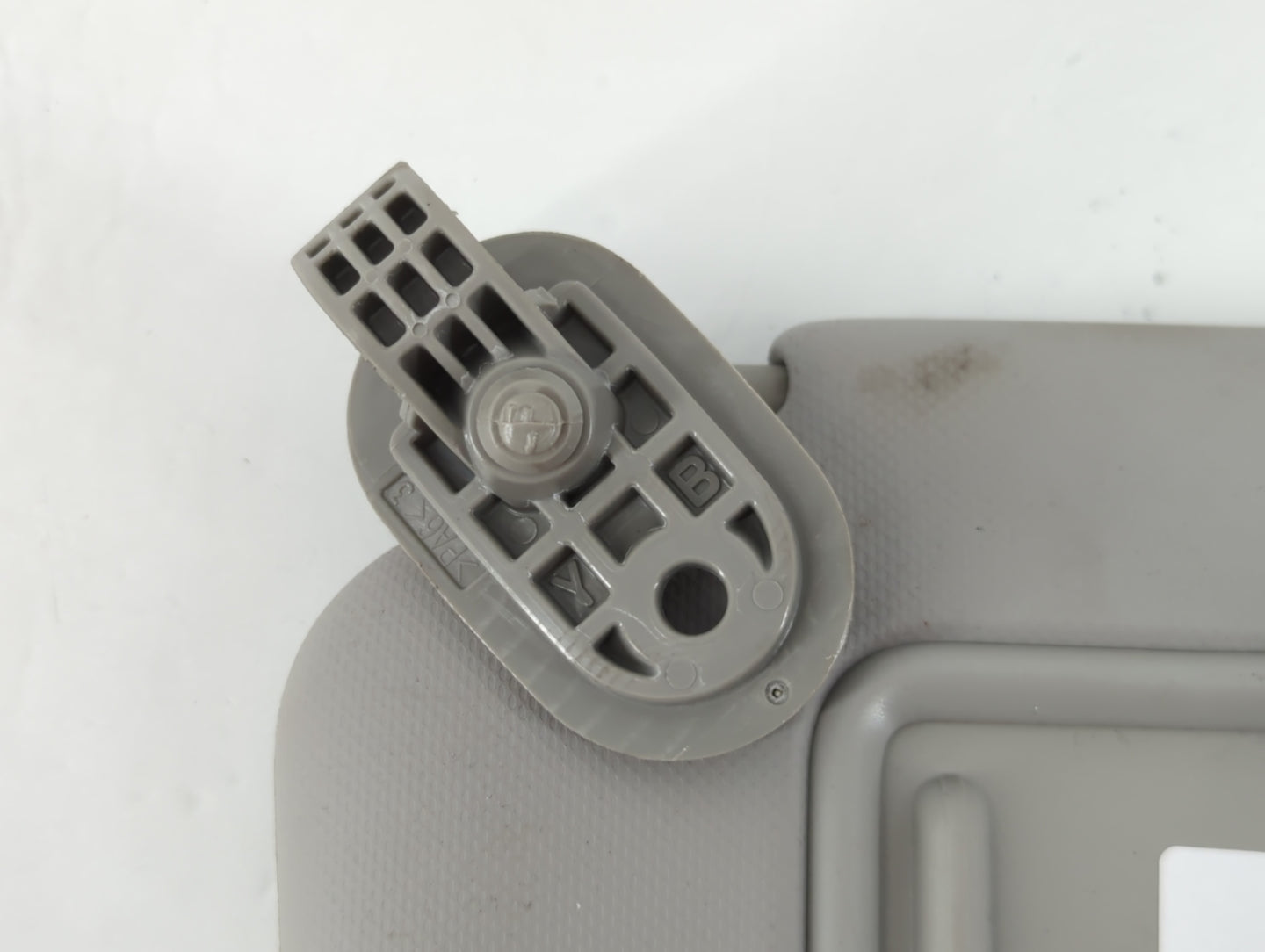 2018-2020 Kia Rio Sun Visor Shade Replacement Passenger Right Mirror Fits Fits 2018 2019 2020 2021 2022 OEM Used Auto Parts 