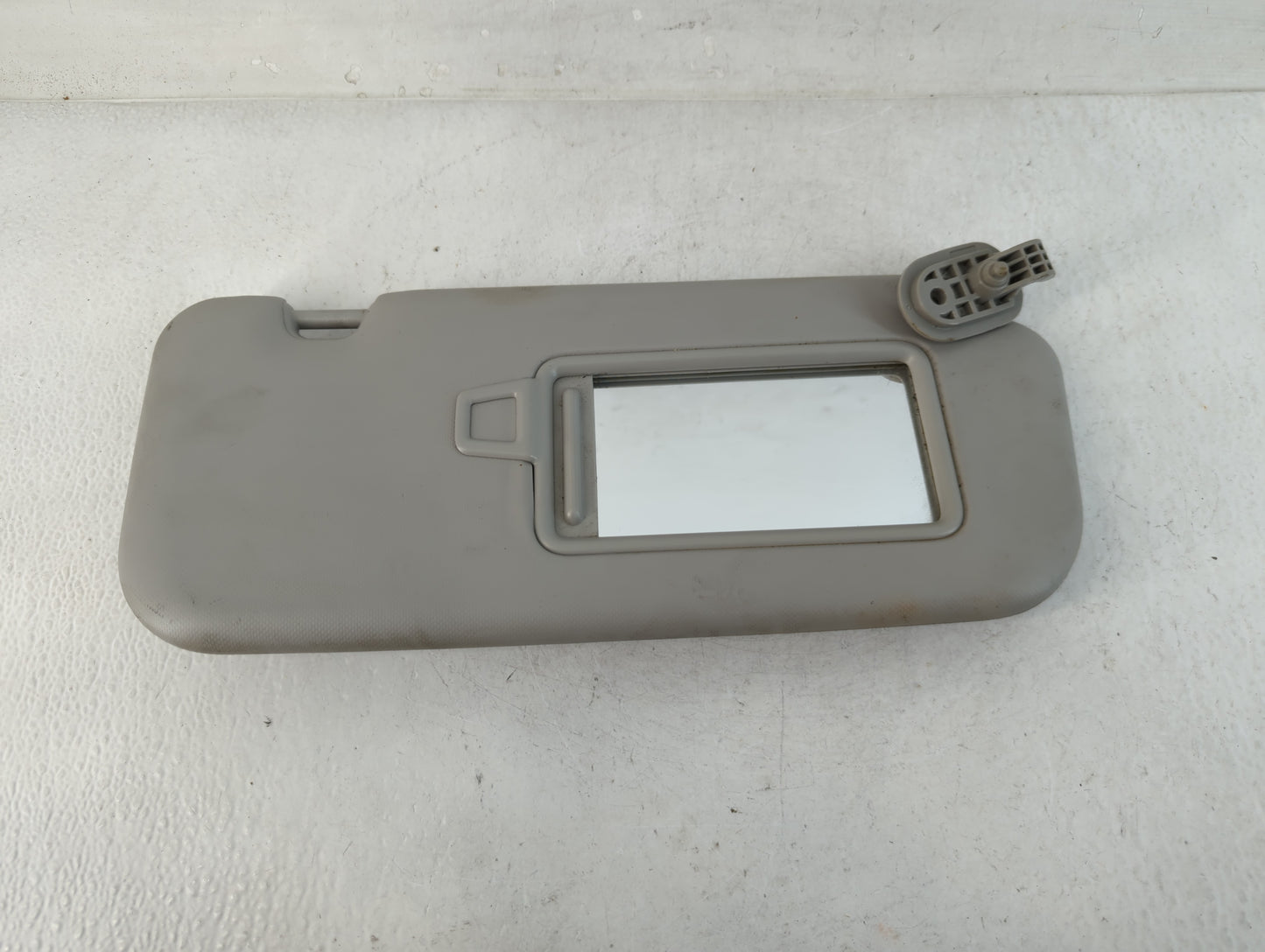 2018-2020 Kia Rio Sun Visor Shade Replacement Driver Left Mirror Fits Fits 2018 2019 2020 2021 2022 OEM Used Auto Parts - Oe