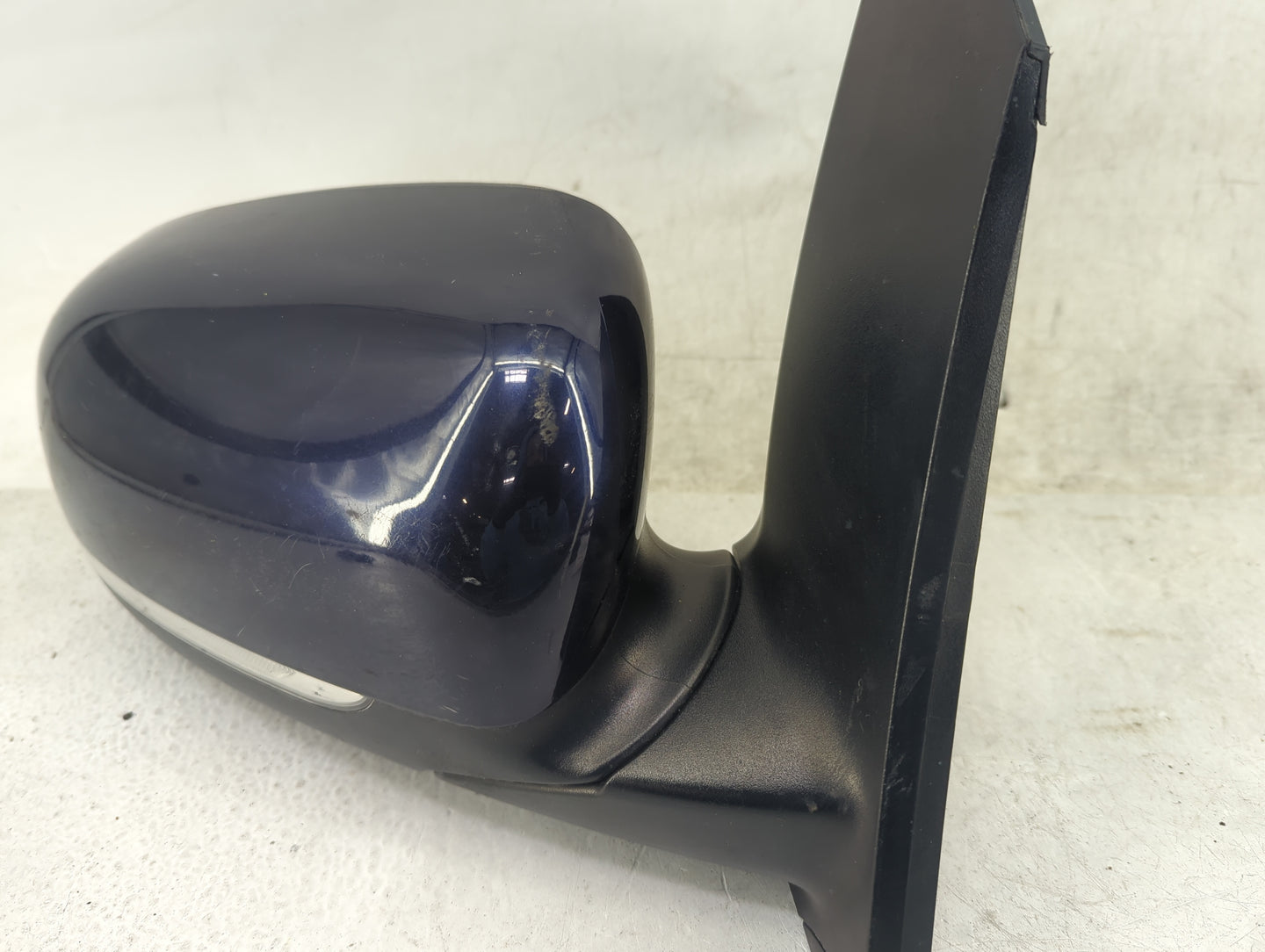 2019-2020 Kia Sedona Passenger Side View Mirror - Right Door Mirror OEM Used - Oemusedautoparts1.com