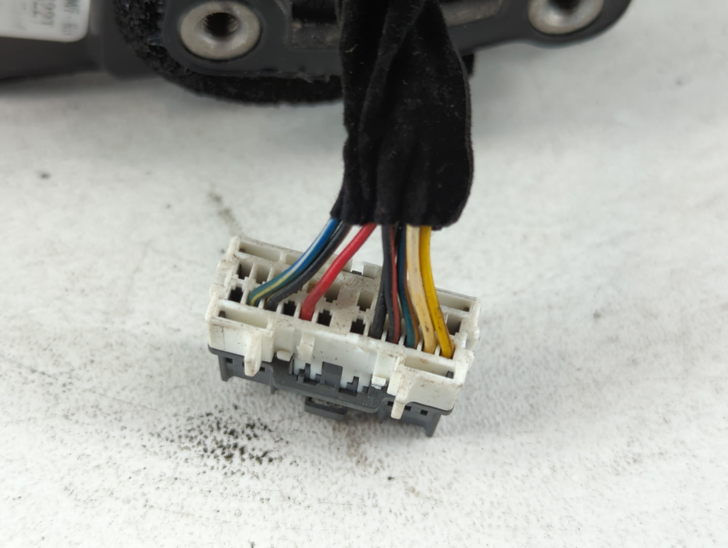 2017-2020 Kia Sorento Passenger Side View Mirror - Right Door Mirror OEM Used - Oemusedautoparts1.com