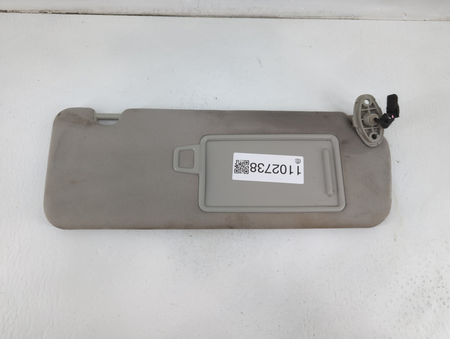 2016-2020 Kia Sorento Sun Visor Shade Replacement Passenger Right Mirror Fits Fits 2016 2017 2018 2019 2020 OEM Used Auto Pa