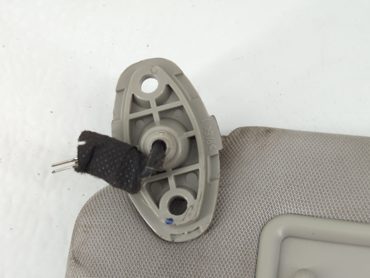 2016-2020 Kia Sorento Sun Visor Shade Replacement Driver Left Mirror Fits Fits 2016 2017 2018 2019 2020 OEM Used Auto Parts 