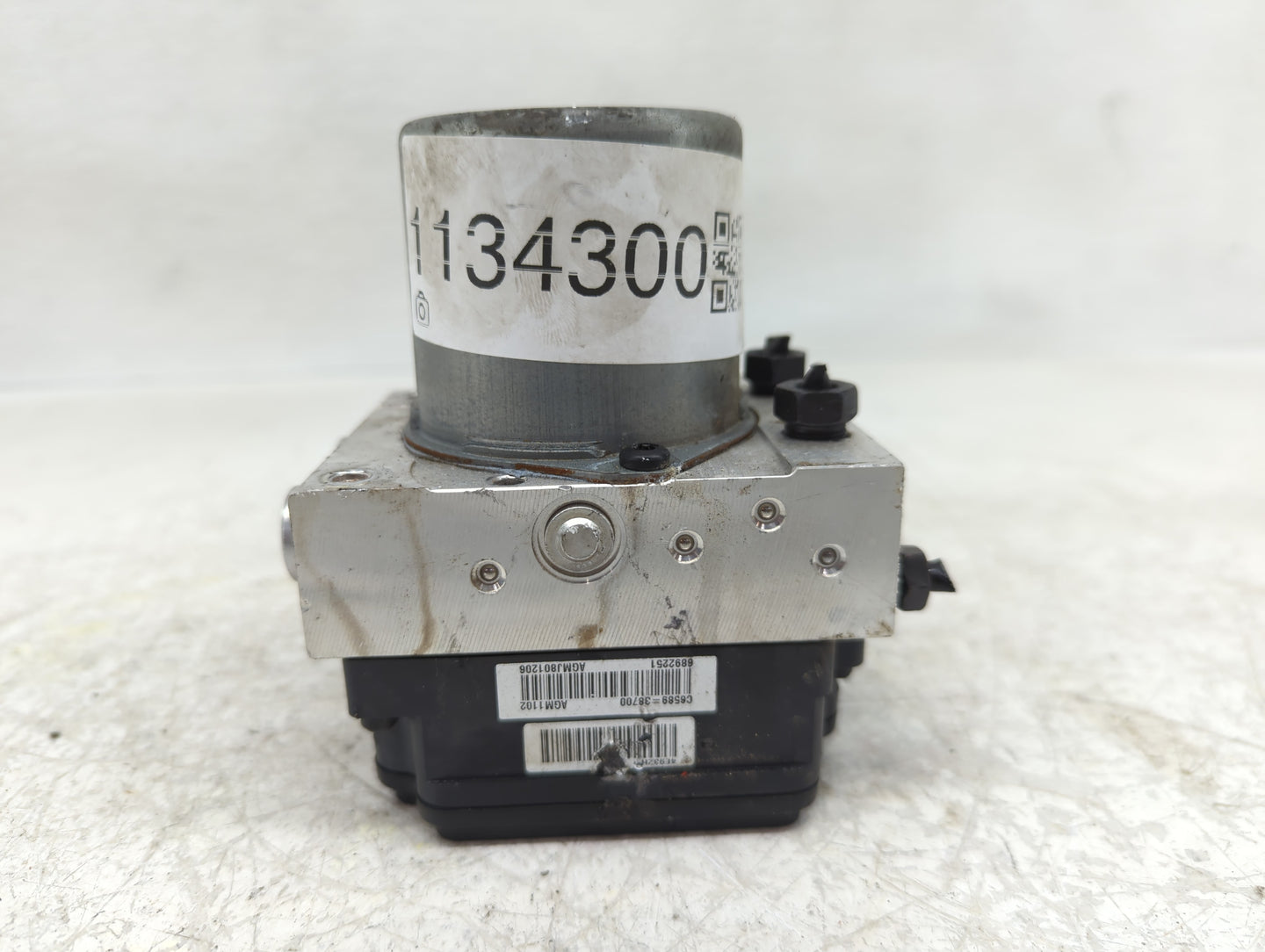 2019-2020 Kia Sorento ABS Pump Control Module Replacement P/N:58900-C6400 Fits Fits 2019 2020 OEM Used Auto Parts - Oemuseda