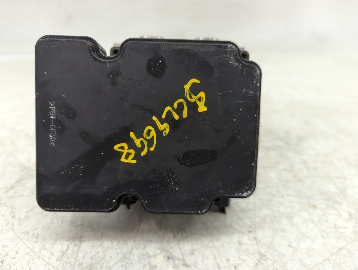 2019-2020 Kia Sorento Anti-Lock Brake ABS Pump Module Actuator OEM P/N:58900-C6400 Fits Fits 2019 2020 OEM Used Auto Parts -
