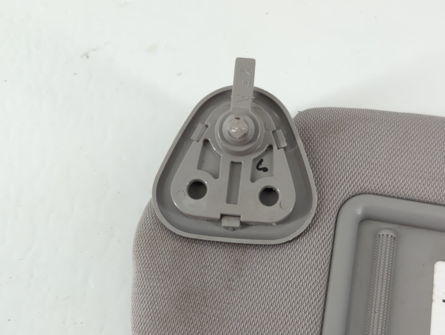 2016-2020 Kia Sorento Sun Visor Shade Replacement Driver Left Mirror Fits Fits 2016 2017 2018 2019 2020 OEM Used Auto Parts 