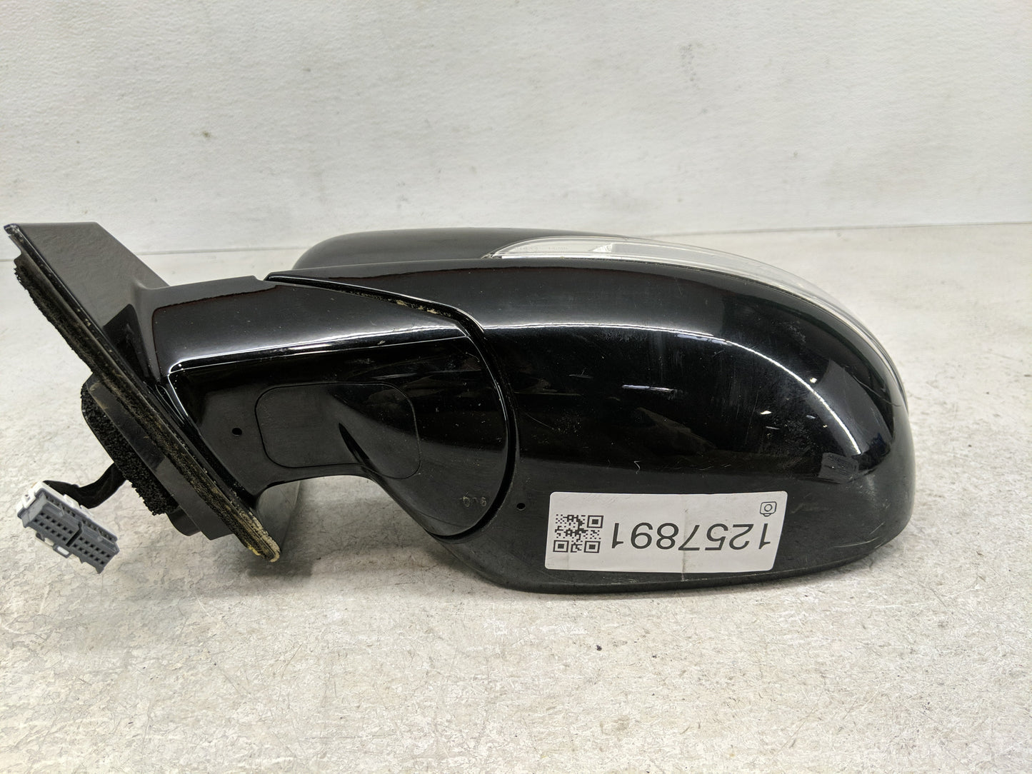 2017-2020 Kia Sorento Side Mirror Replacement Driver Left View Door Mirror Fits Fits 2017 2018 2019 2020 OEM Used Auto Parts