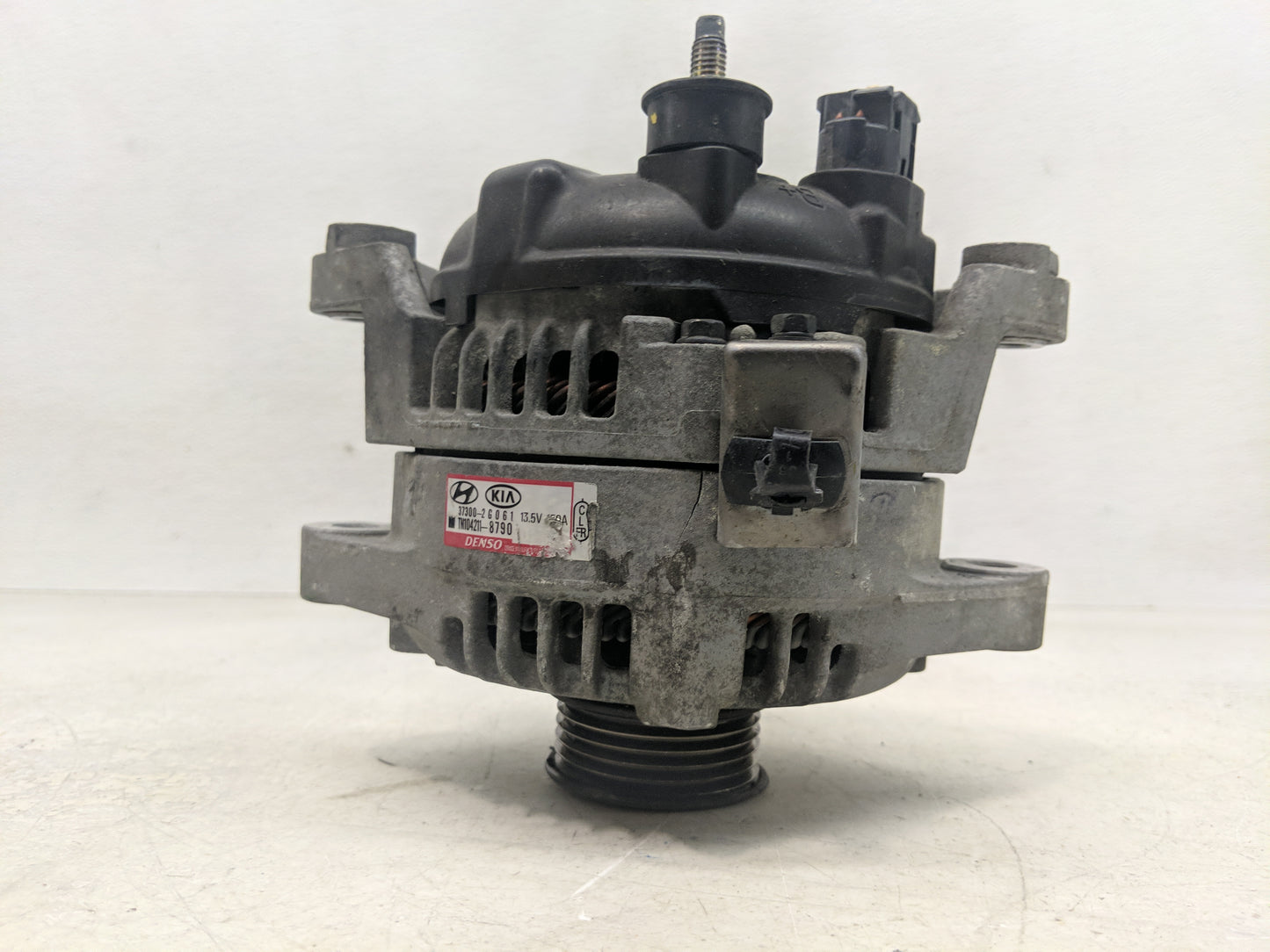 2016-2020 Kia Sorento Alternator Replacement Generator Charging Assembly Engine OEM P/N:TN104211-8790 37300-2G061 Fits OEM U