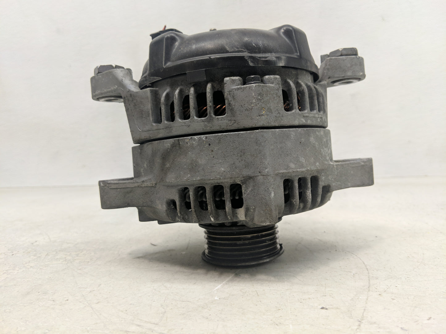 2016-2020 Kia Sorento Alternator Replacement Generator Charging Assembly Engine OEM P/N:TN104211-8790 37300-2G061 Fits OEM U