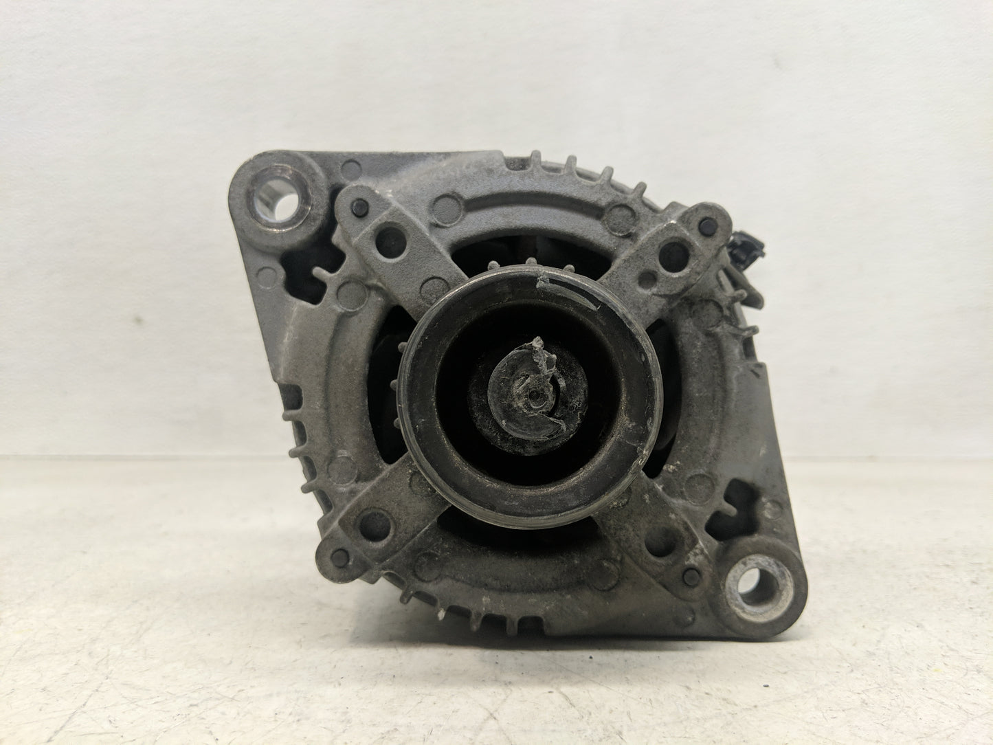 2016-2020 Kia Sorento Alternator Replacement Generator Charging Assembly Engine OEM P/N:TN104211-8790 37300-2G061 Fits OEM U