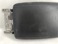 2020 Kia Sorento Center Console Armrest Cover Lid Fits OEM Used Auto Parts - Oemusedautoparts1.com
