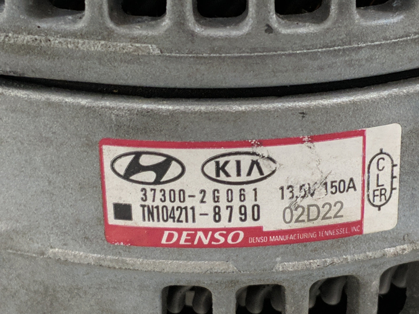 2016-2020 Kia Sorento Alternator Replacement Generator Charging Assembly Engine OEM P/N:37300-2G061 Fits OEM Used Auto Parts