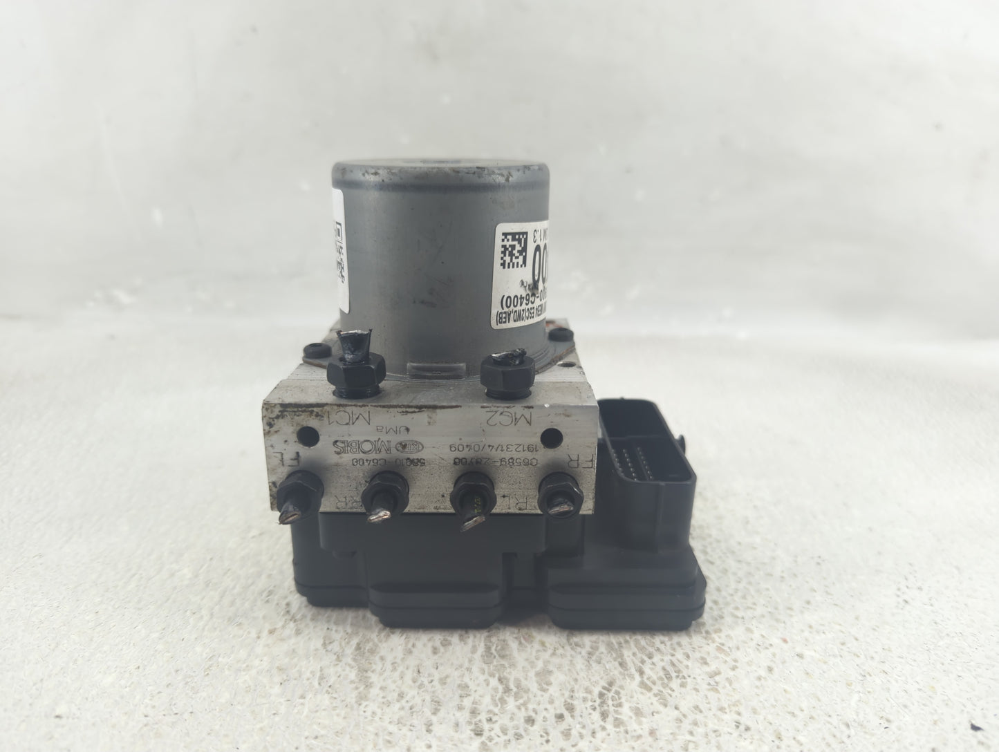2019-2020 Kia Sorento ABS Pump Control Module Replacement P/N:61589-43100 58900-C6400 Fits Fits 2019 2020 OEM Used Auto Part