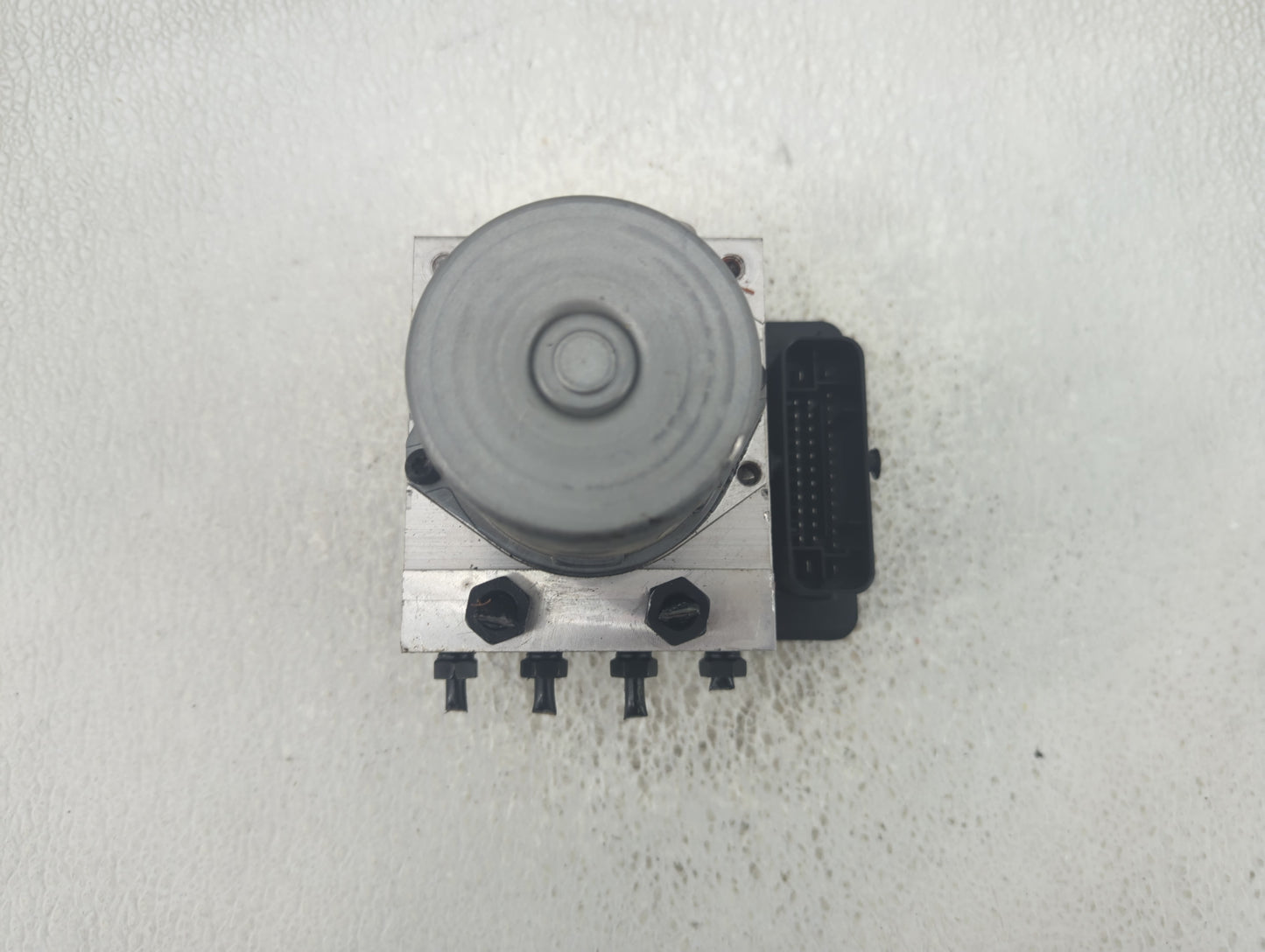2019-2020 Kia Sorento ABS Pump Control Module Replacement P/N:61589-43100 58900-C6400 Fits Fits 2019 2020 OEM Used Auto Part
