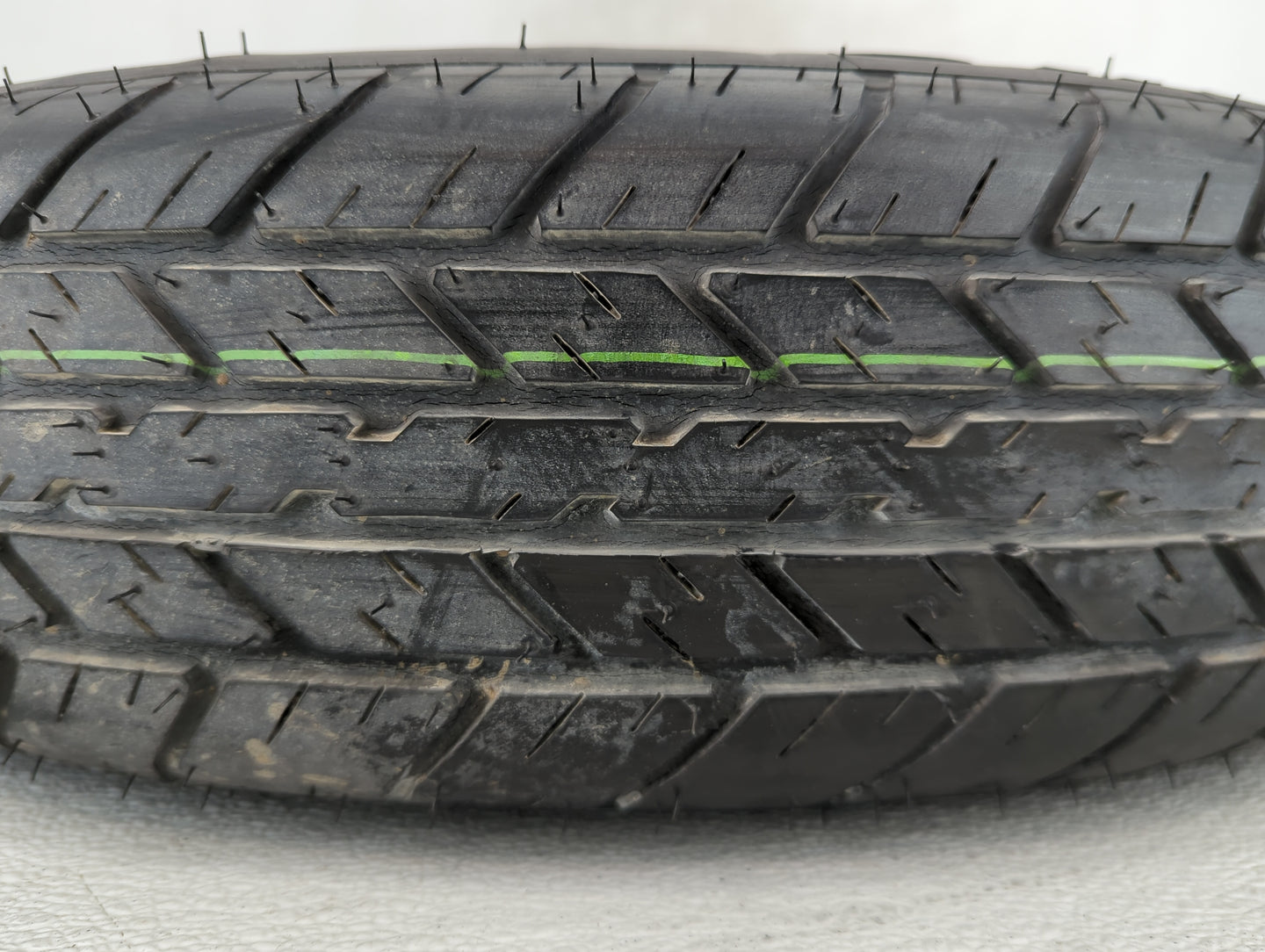 2011-2020 Kia Sorento Spare Donut Tire Wheel Rim Oem - Oemusedautoparts1.com