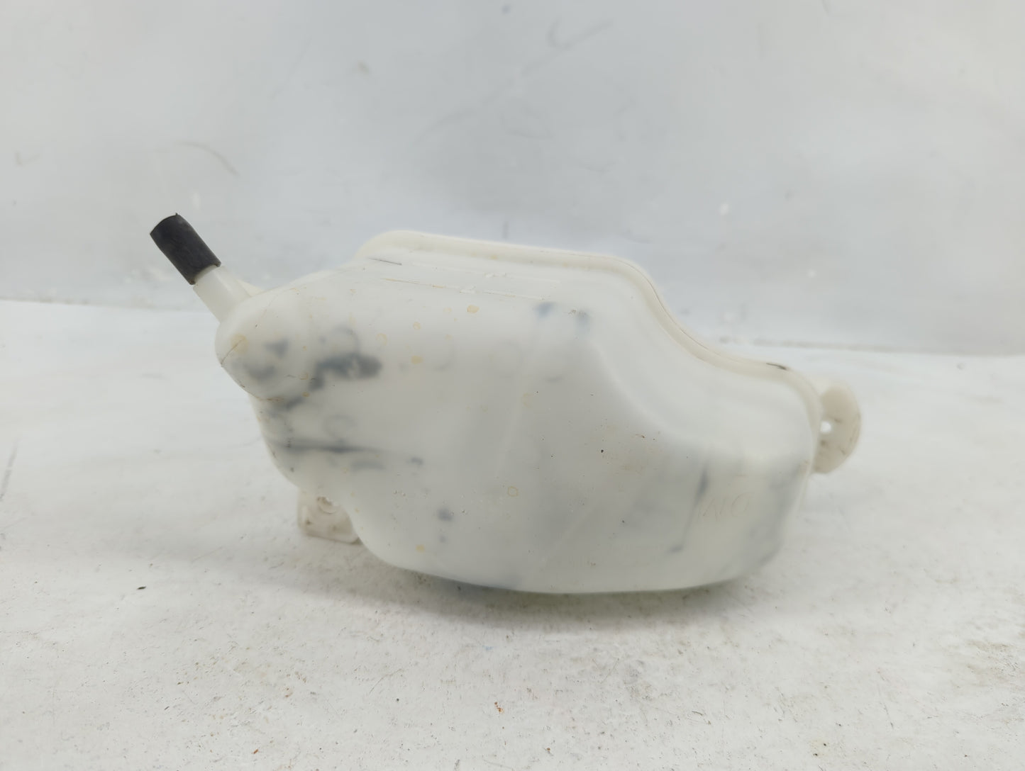 2014-2020 Kia Sorento Radiator Coolant Overflow Expansion Tank Bottle - Oemusedautoparts1.com