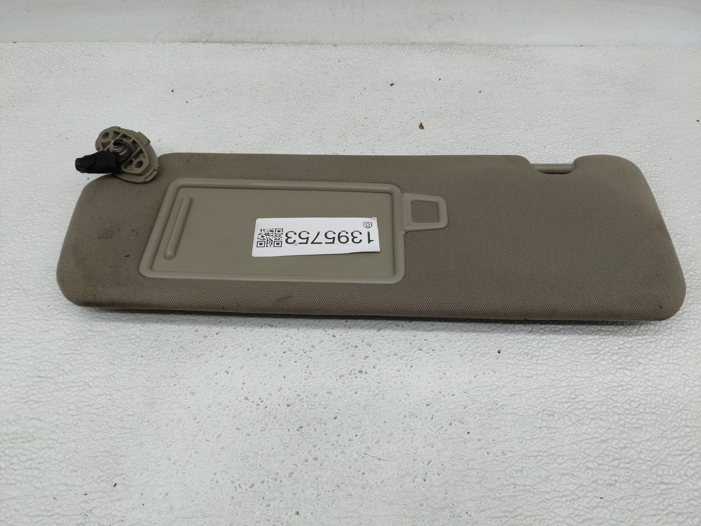 2016-2020 Kia Sorento Sun Visor Shade Replacement Driver Left Mirror Fits Fits 2016 2017 2018 2019 2020 OEM Used Auto Parts 