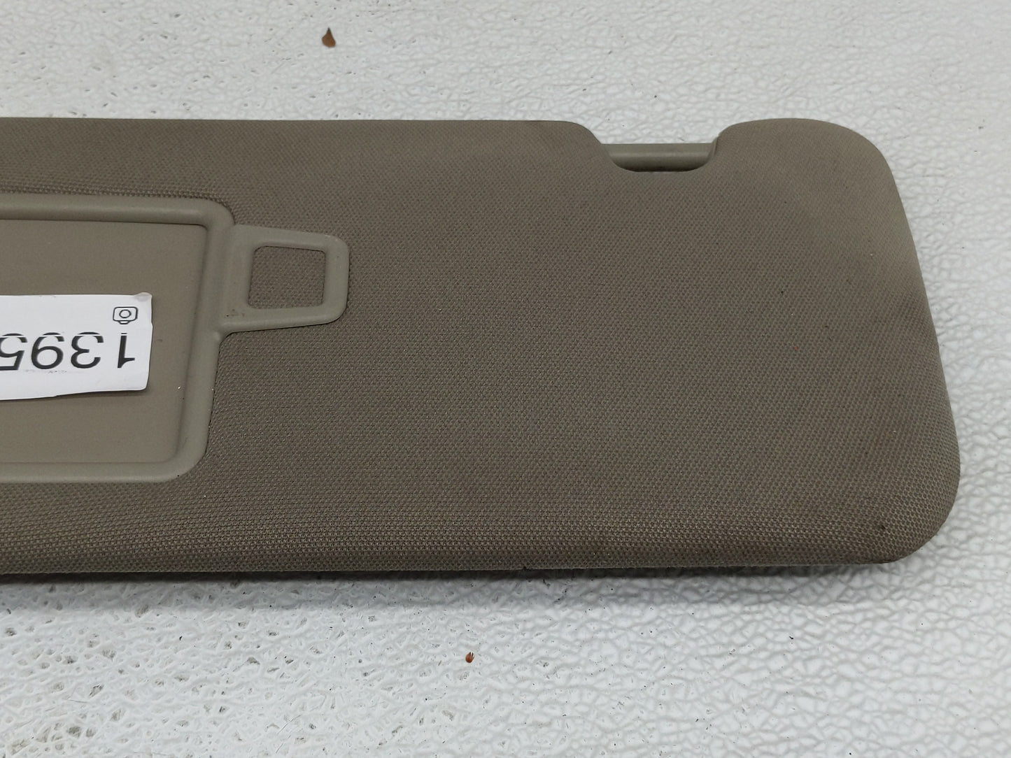 2016-2020 Kia Sorento Sun Visor Shade Replacement Driver Left Mirror Fits Fits 2016 2017 2018 2019 2020 OEM Used Auto Parts 