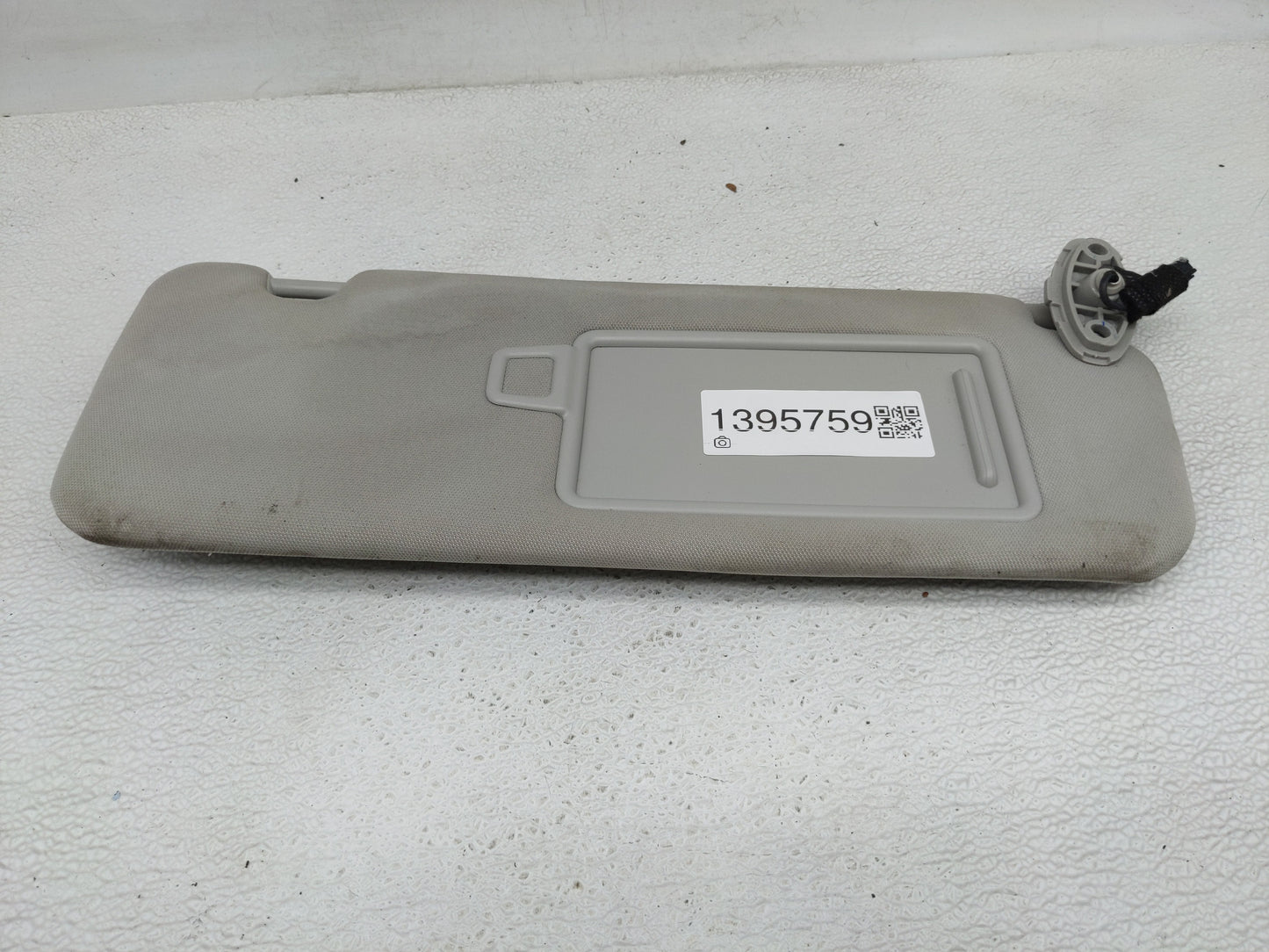 2016-2020 Kia Sorento Sun Visor Shade Replacement Passenger Right Mirror Fits Fits 2016 2017 2018 2019 2020 OEM Used Auto Pa